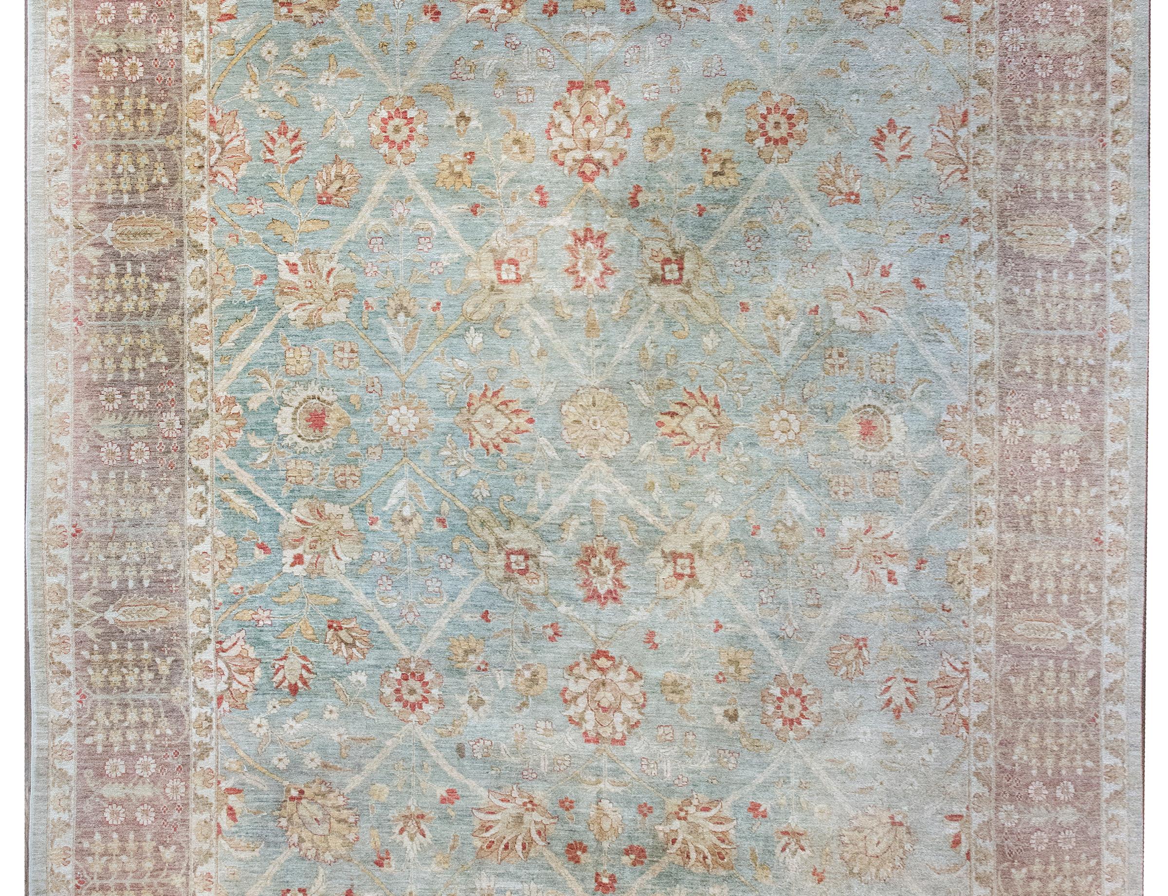 Hand-Knotted Late 20th Century Indian Sultanabad Rug