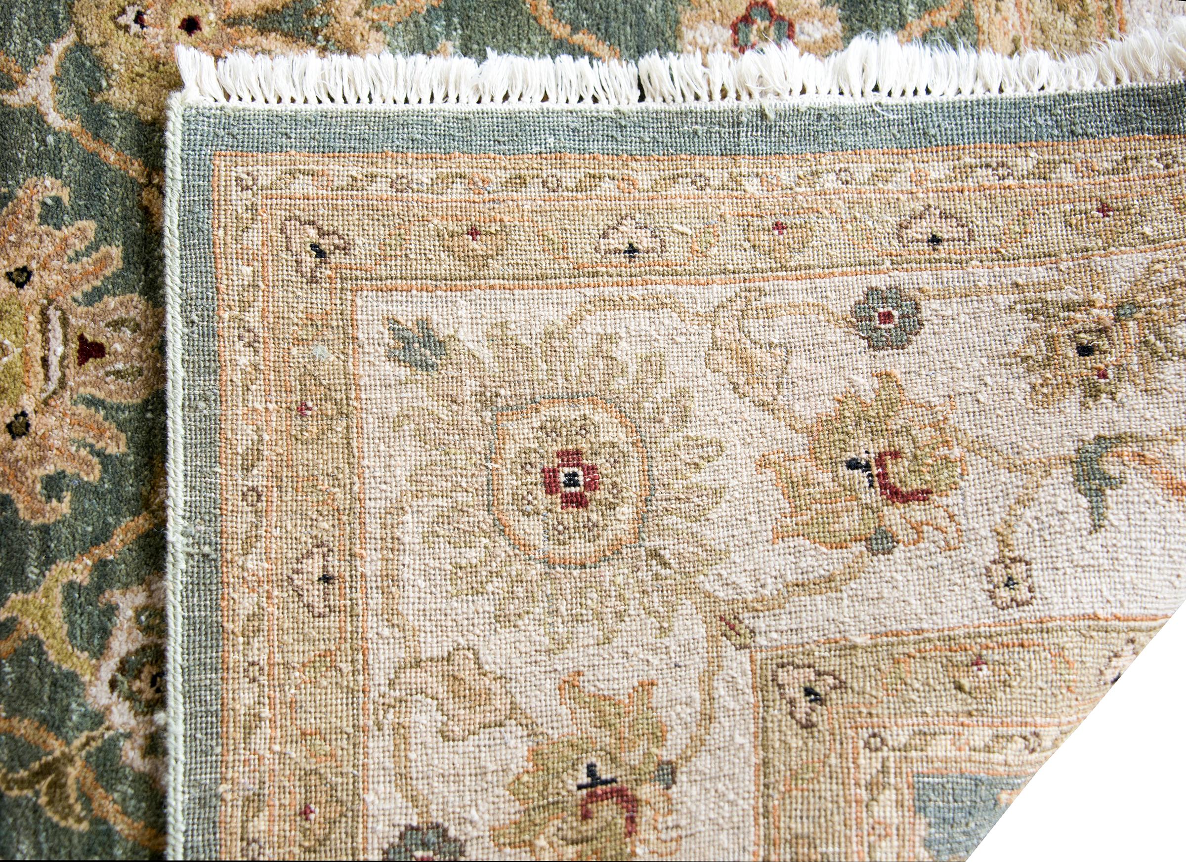 Tapis indien de style Tabriz de la fin du 20e siècle en vente 7