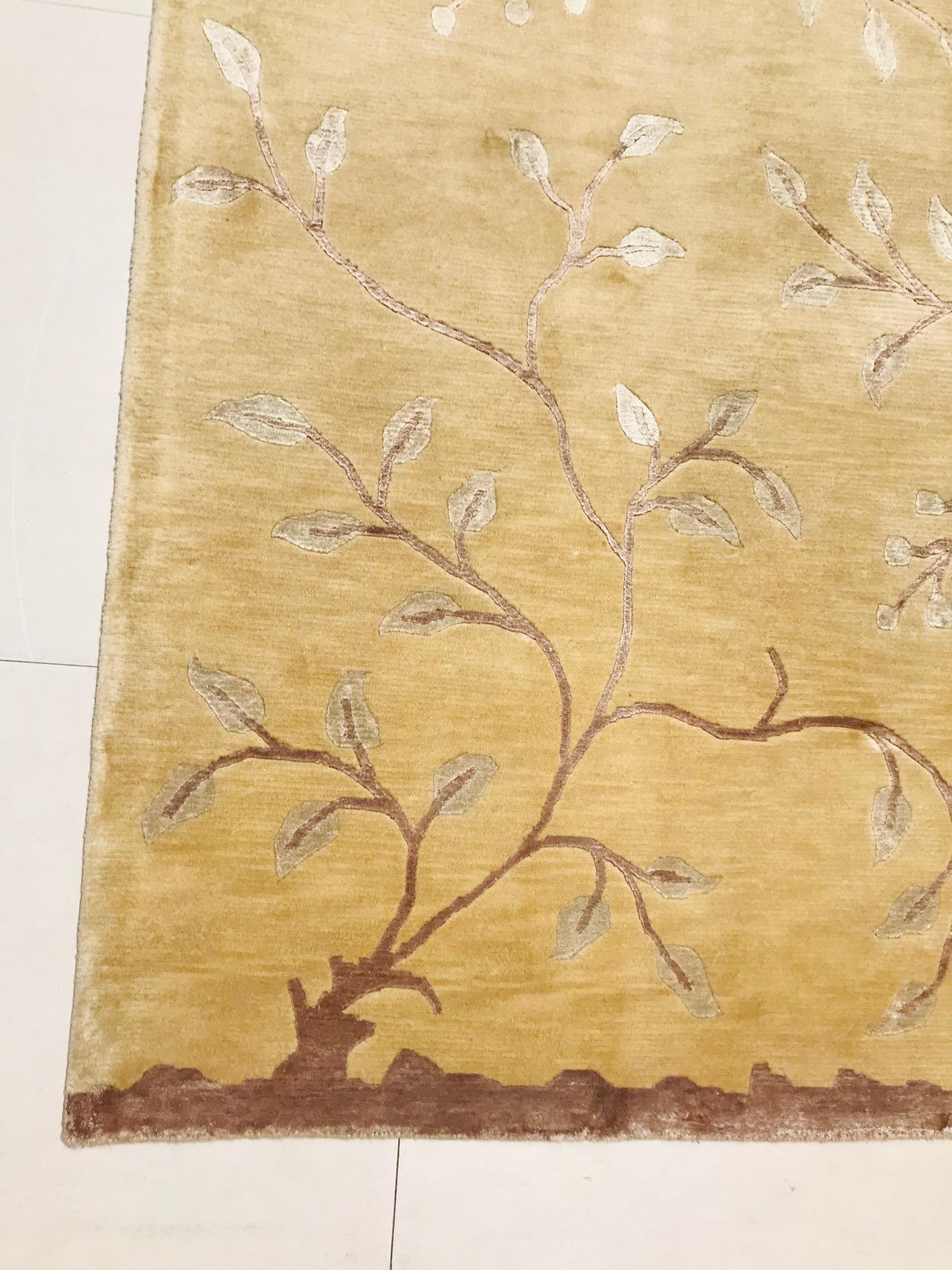 Late 20th Century Indian Wool Rug Hand Knotted in Yellow with Brown Branches  For Sale 3