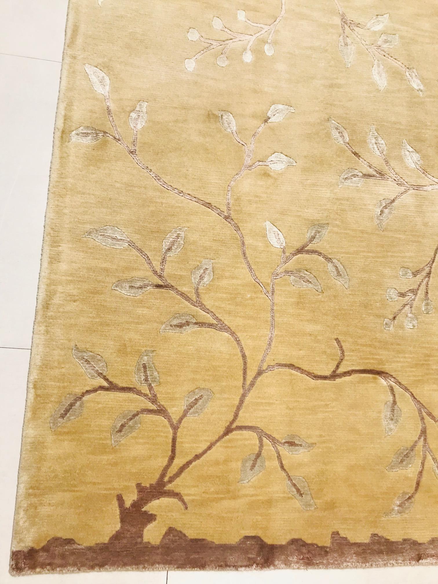Late 20th Century Indian Wool Rug Hand Knotted in Yellow with Brown Branches  For Sale 4
