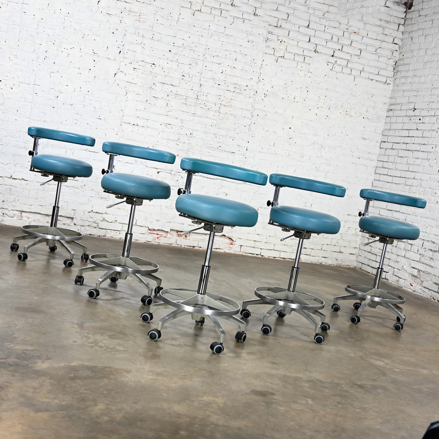 Late 20th Century Industrial Barstools Steel Blue Faux Leather & Chrome Set 5 For Sale 5