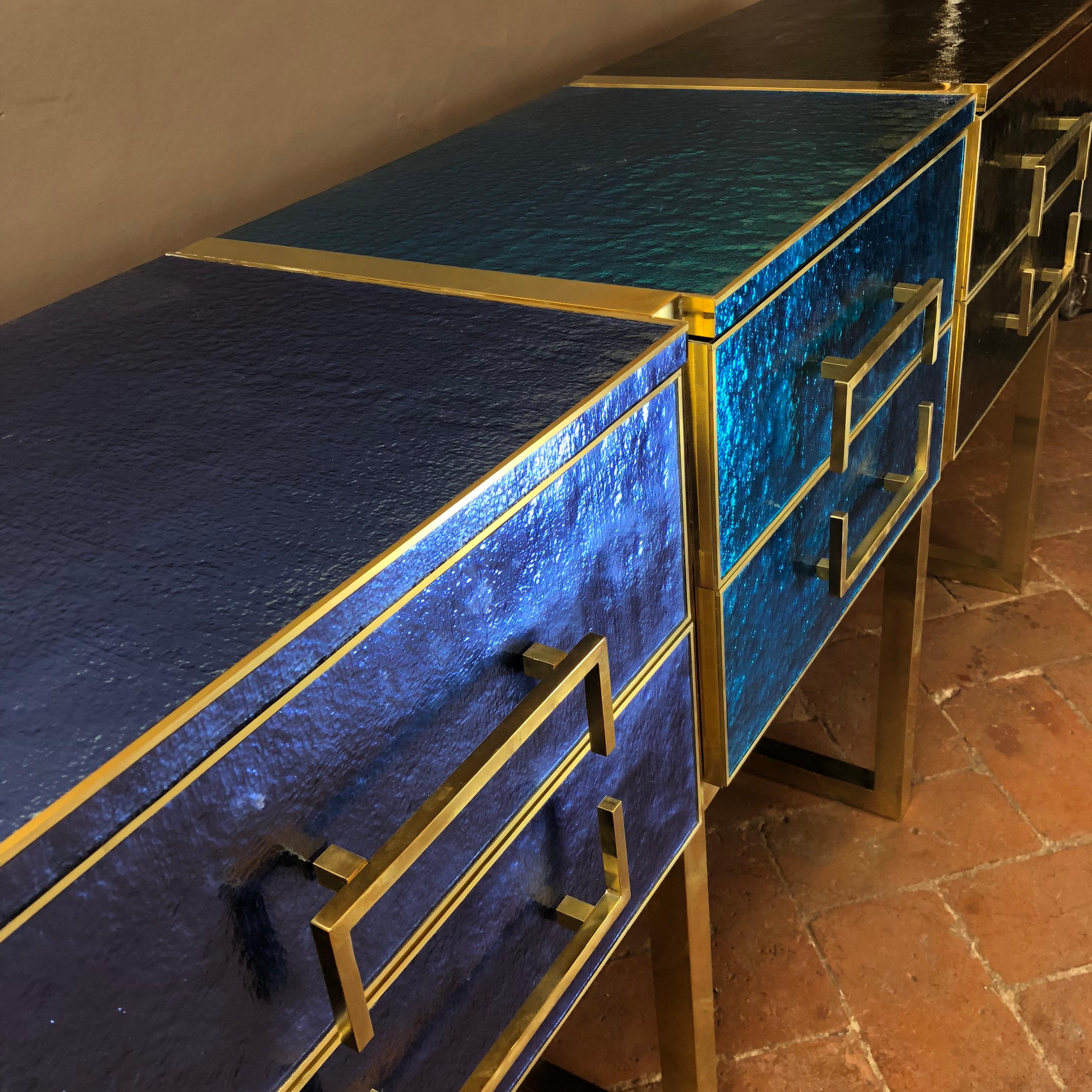 Late 20th Century Iridescent Blue/Grey Murano Glass and Brass Console In Good Condition For Sale In Firenze, Tuscany