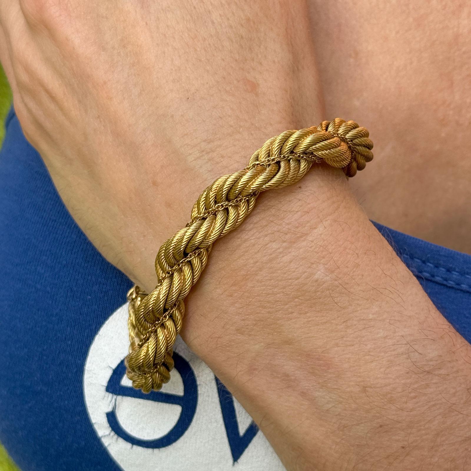 Late 20th Century Italian 18 Karat Yellow Gold Wide Rope Vintage Bracelet In Excellent Condition In Boca Raton, FL