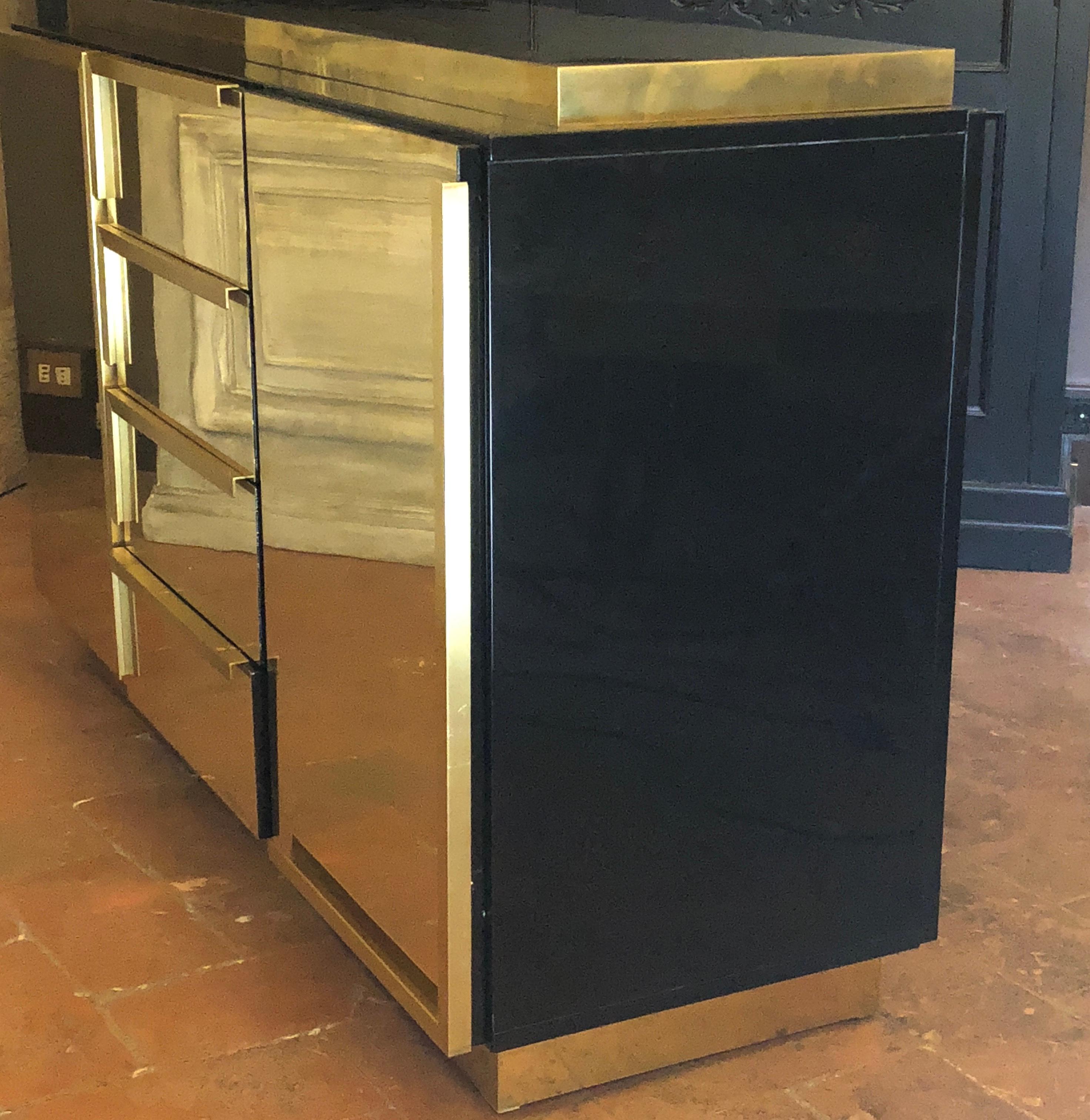 Late 20th Century Italian Black Lacquered Wood and Brass Credenza with Drawers 1