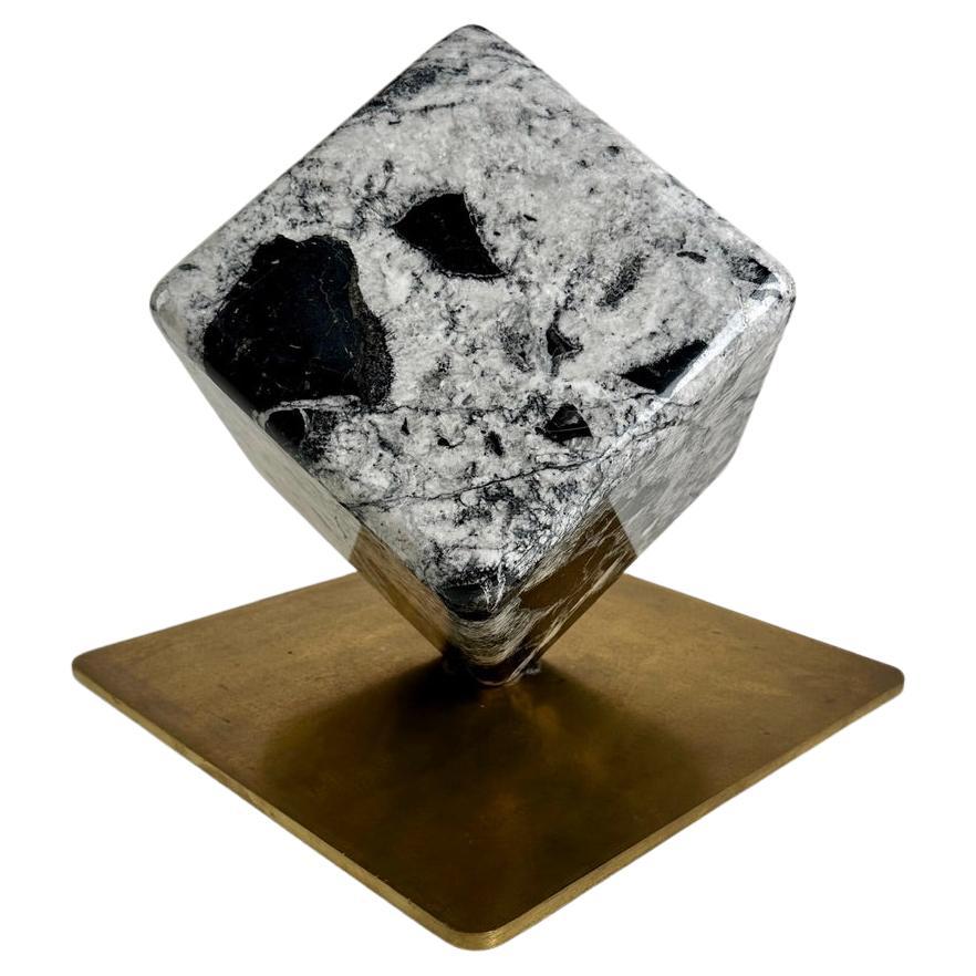Late 20th Century Italian Black & White Rotating Marble Cube with Brass Basement For Sale