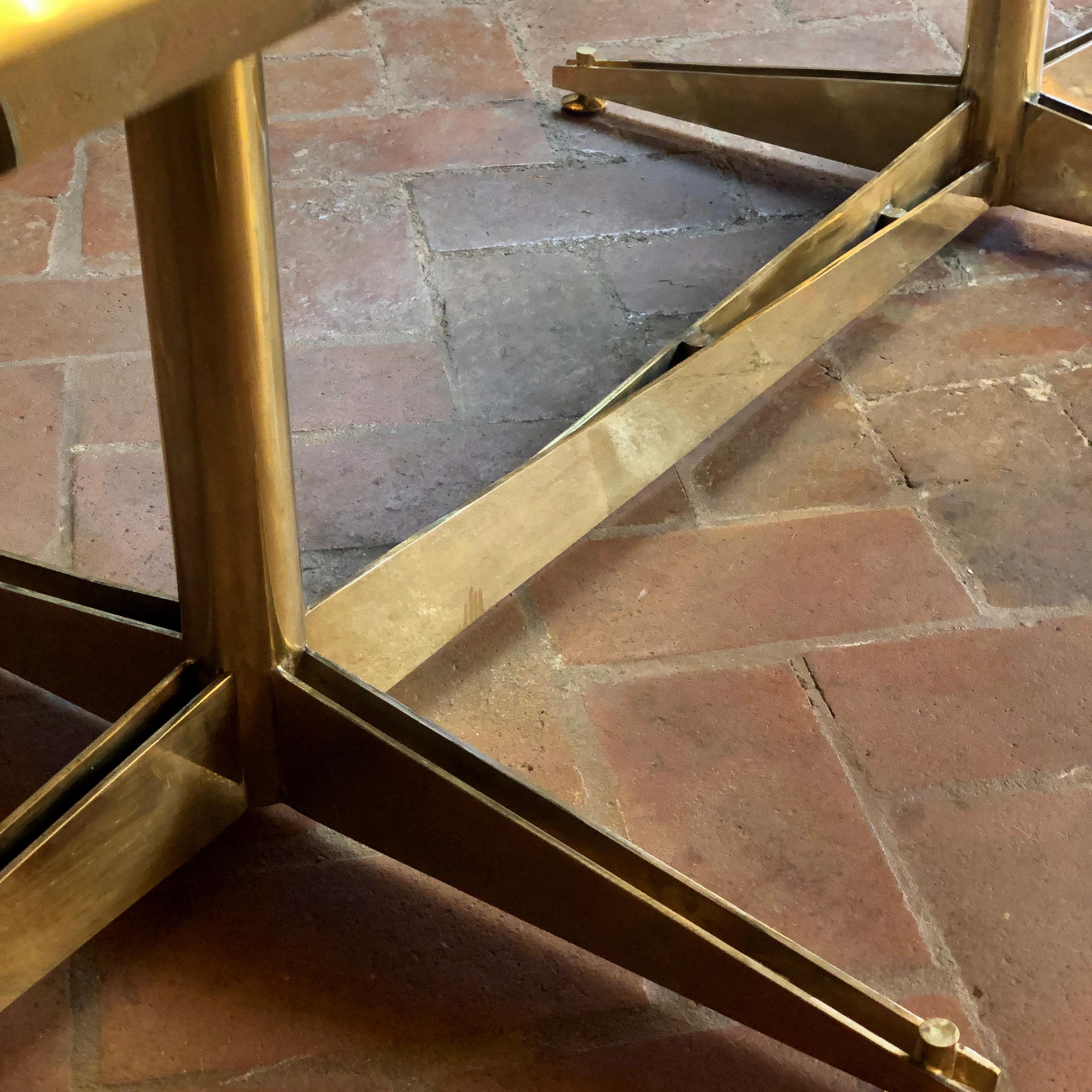 Late 20th Century Italian Brass and Transparent Glass Rectangular Dining Table In Good Condition In Firenze, Tuscany