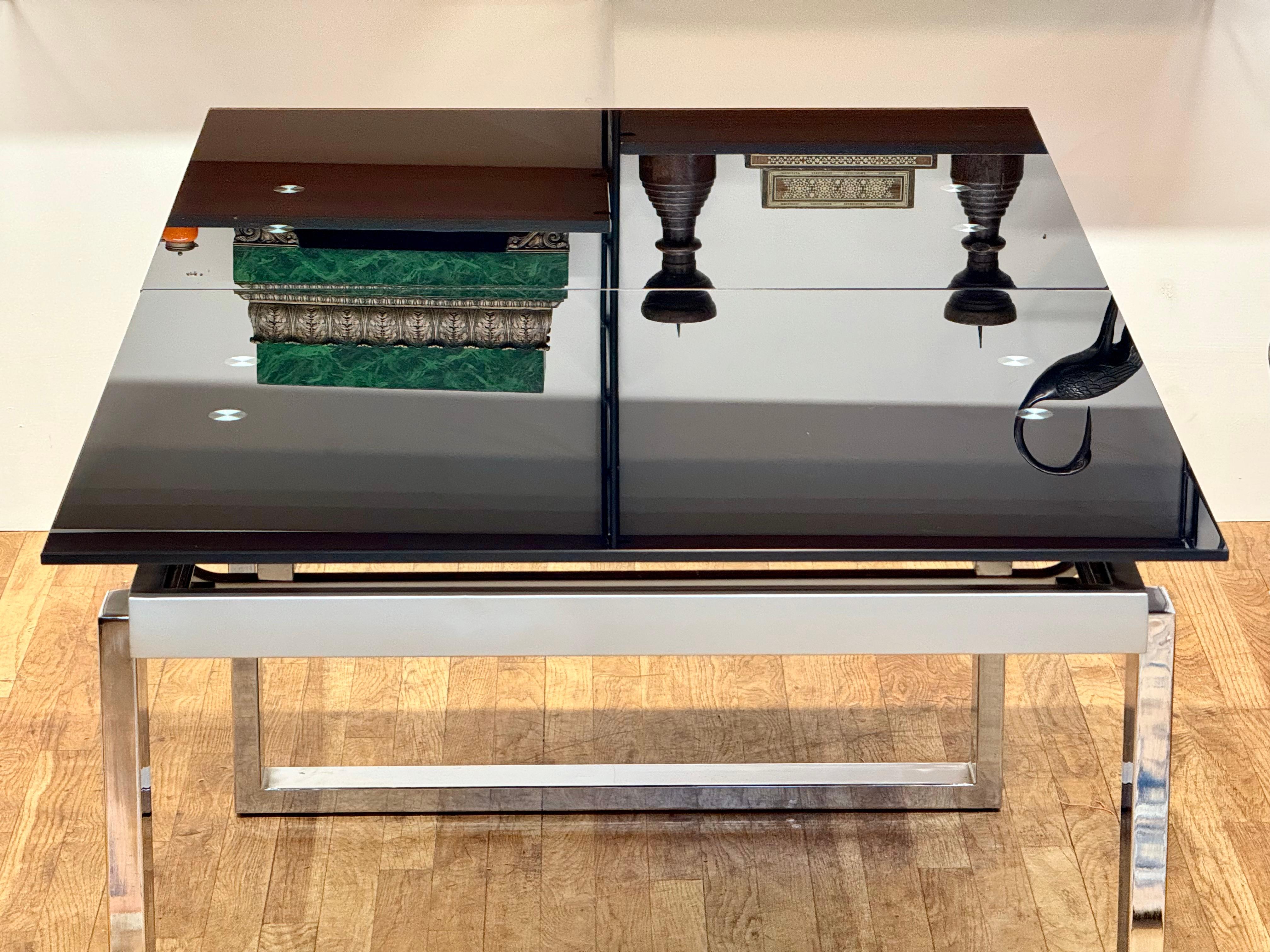 Ausziehbarer Esstisch aus Chrom und Rauchglas im italienischen Design des späten 20. Jahrhunderts im Angebot 4