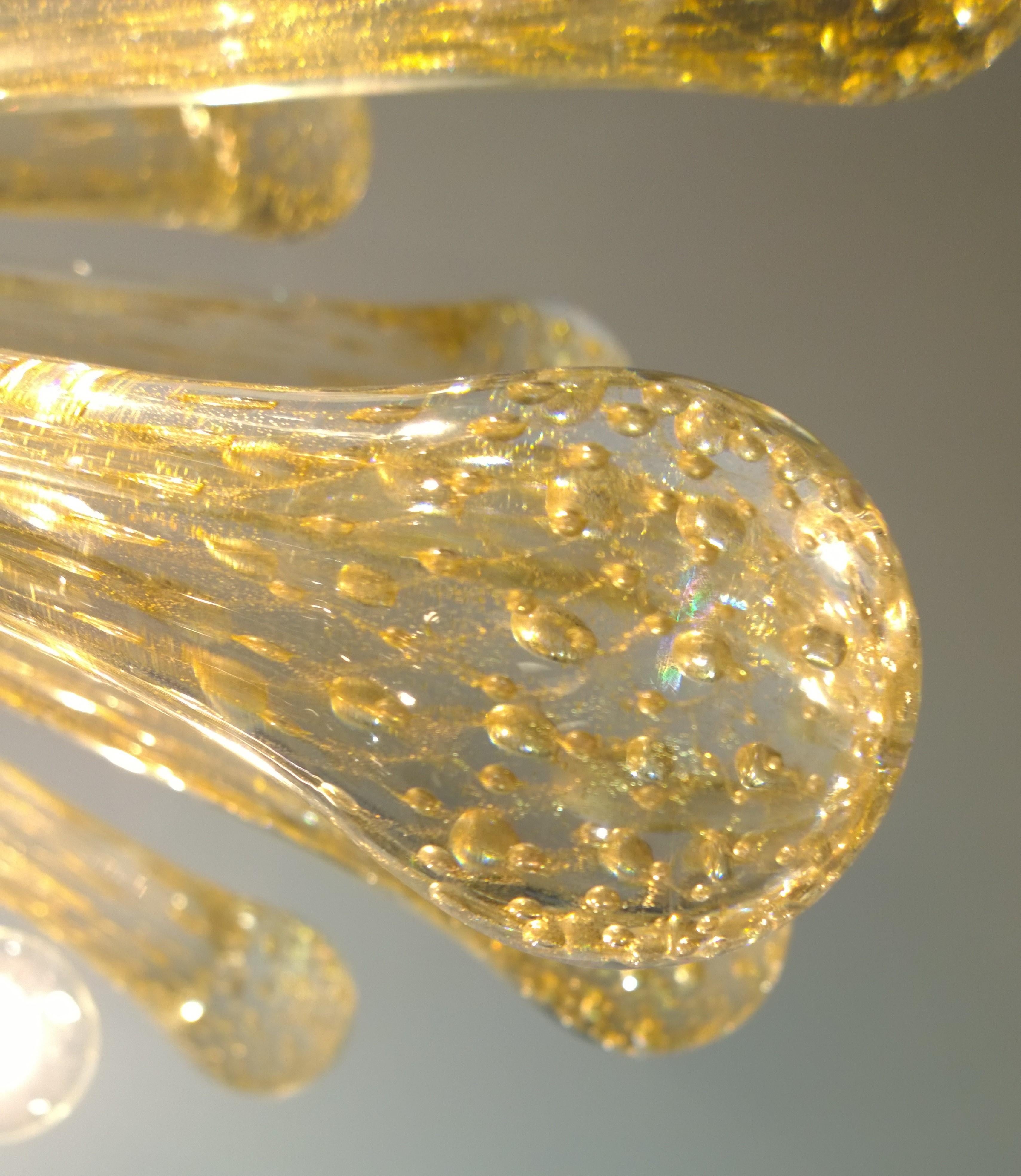 Italian Gold Flecked Clear Murano Blown Glass and Brass Sputnik Chandelier For Sale 8