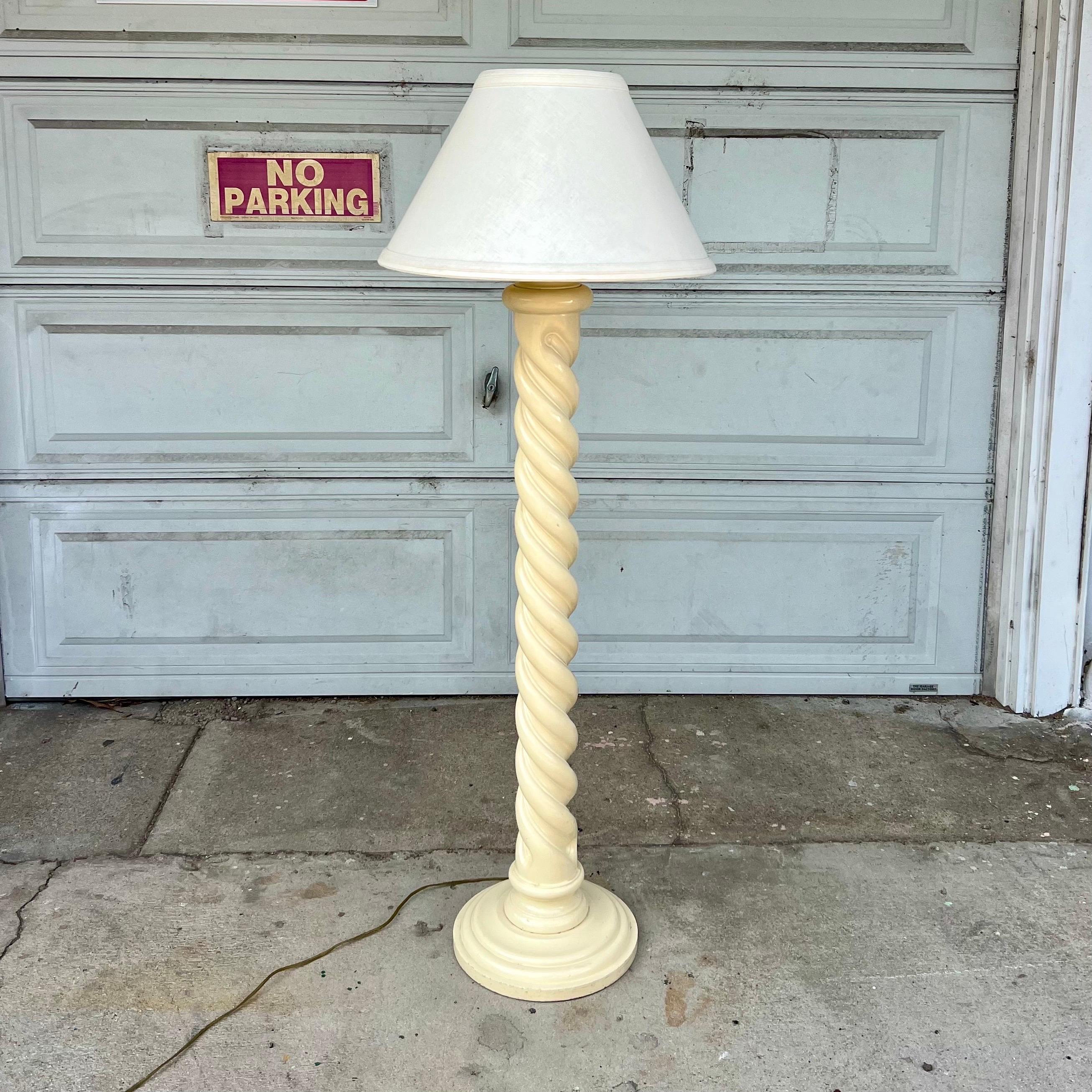 Post-Modern Late 20th Century Italian Lacquered Spiral Floor Lamp