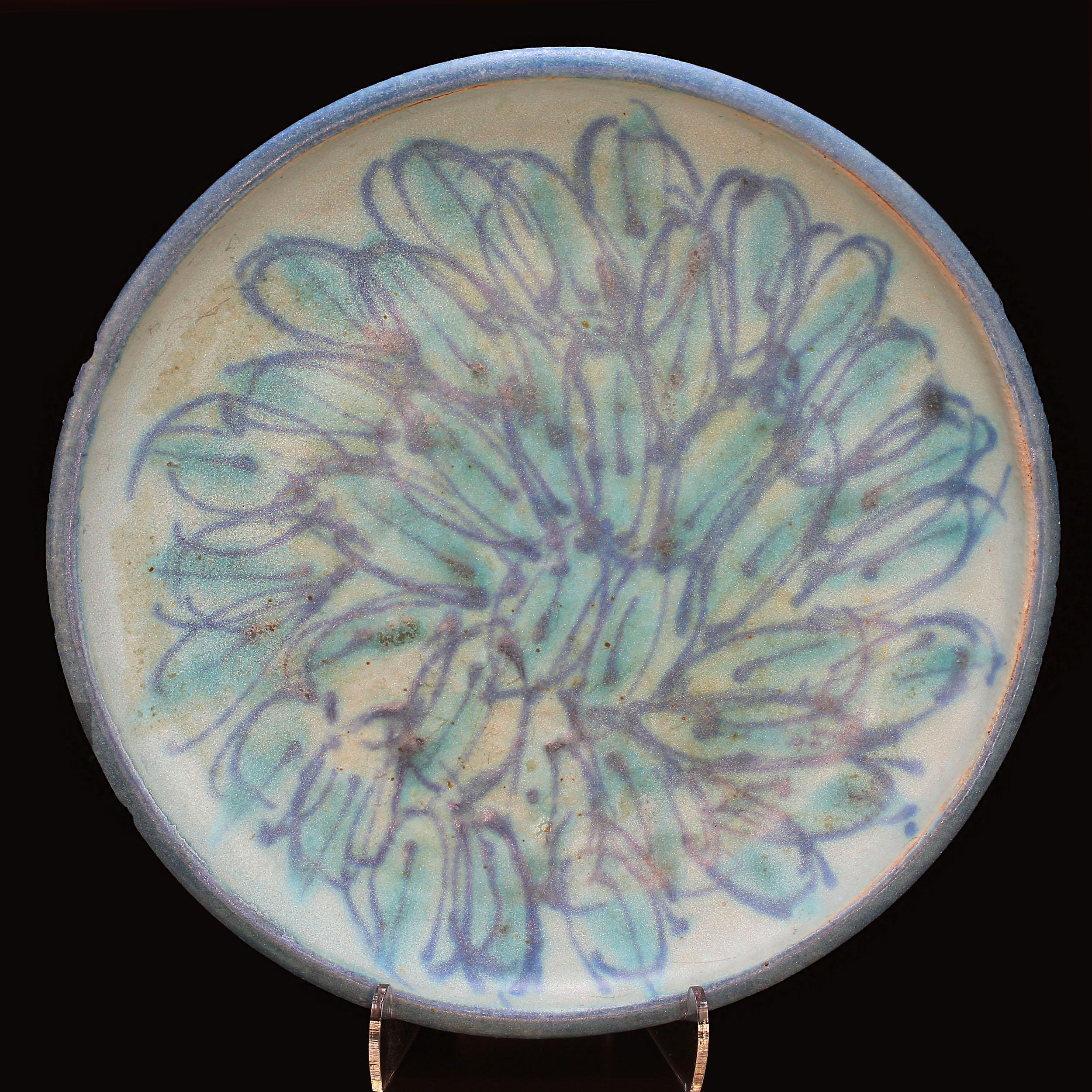 Late 20th Century J T Abernathy Iconic Blue Glaze Plate In Good Condition For Sale In Raleigh, US