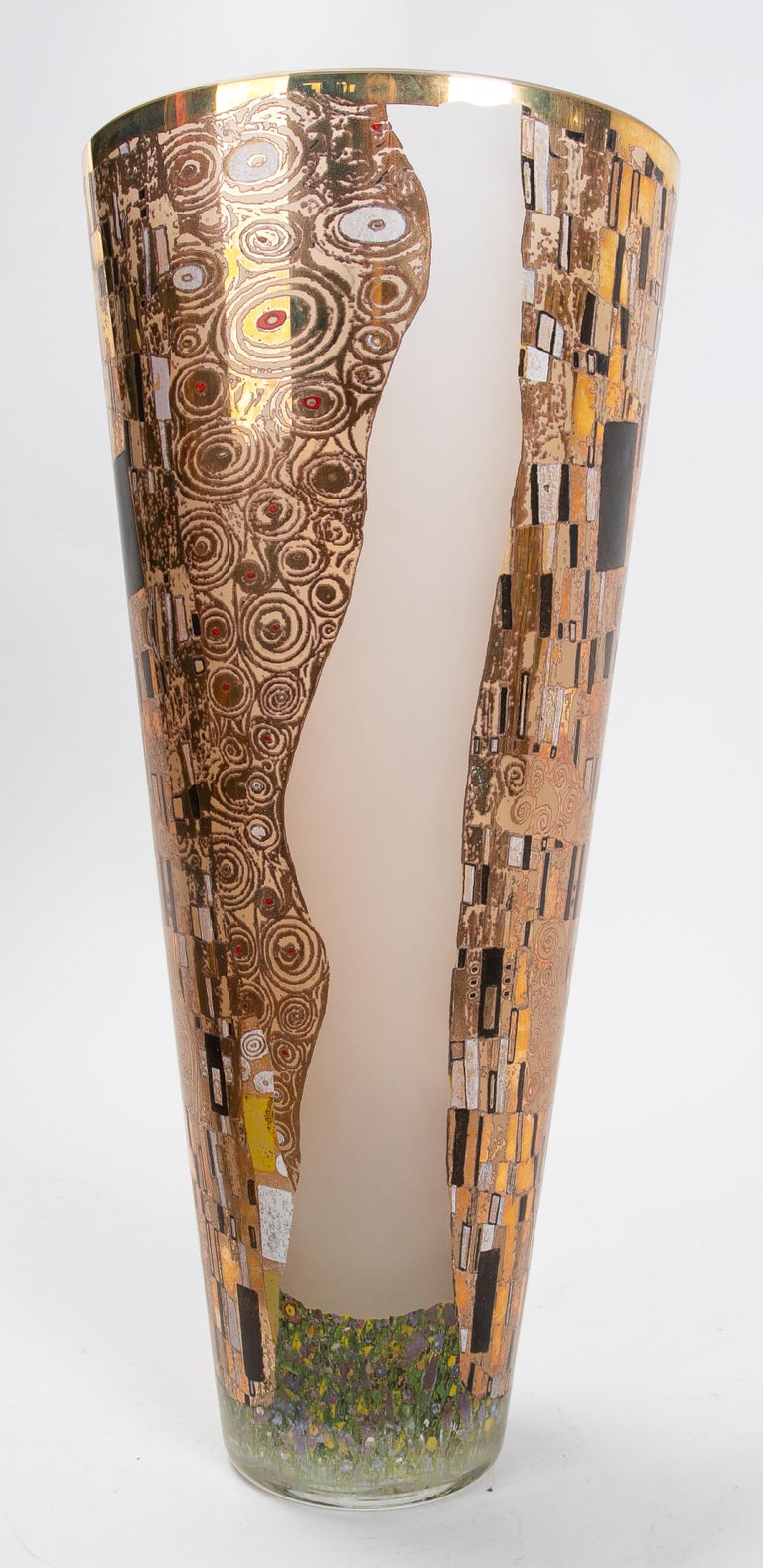 Late 20th Century Large Goebel Vase in Porcelain with Gustav Klimt Motifs  For Sale at 1stDibs | goebel gustav klimt vase, goebel vase gustav klimt