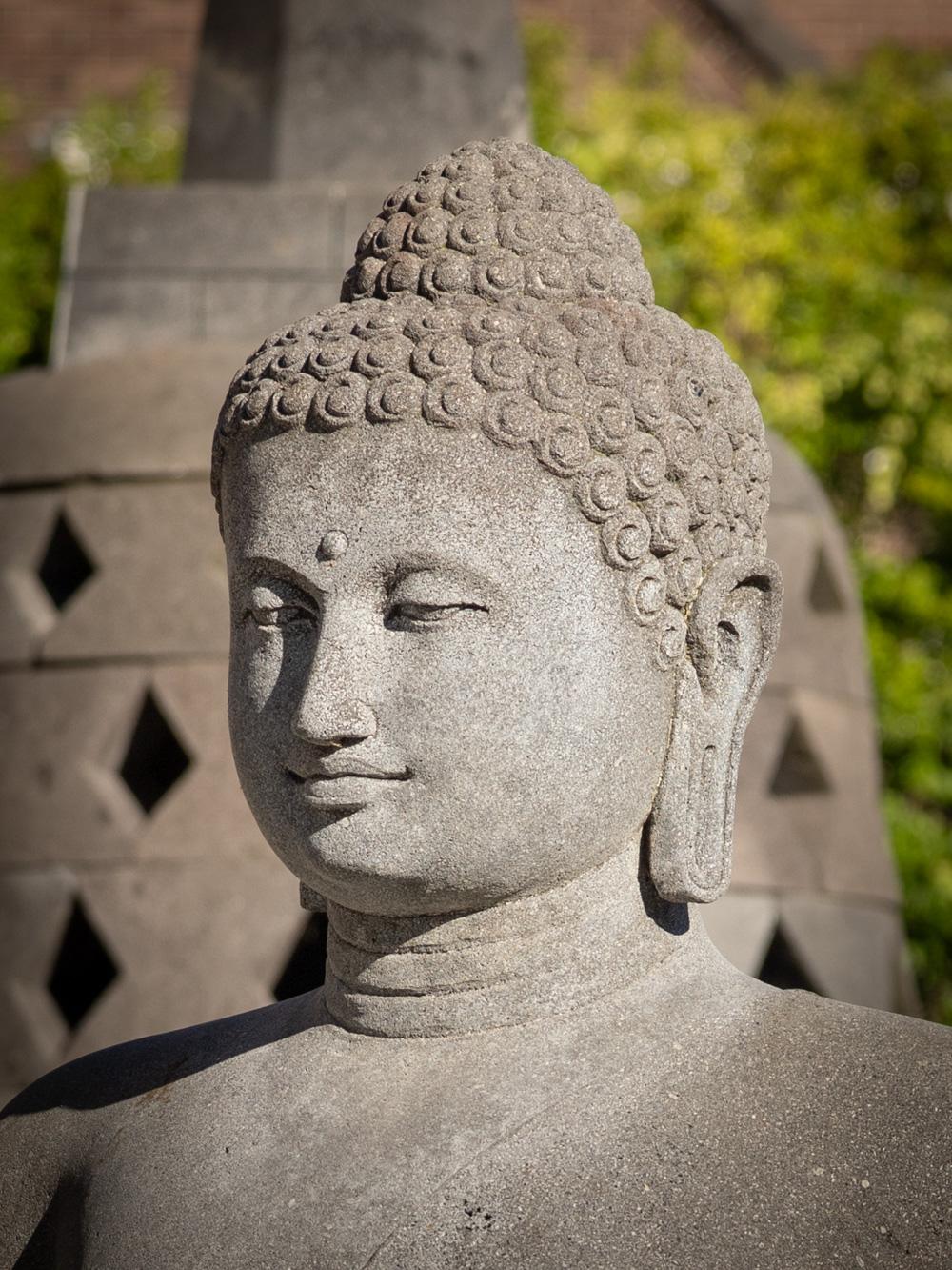 Late 20th century large lavastone Buddha statue in Bhumisparsha Mudra For Sale 6