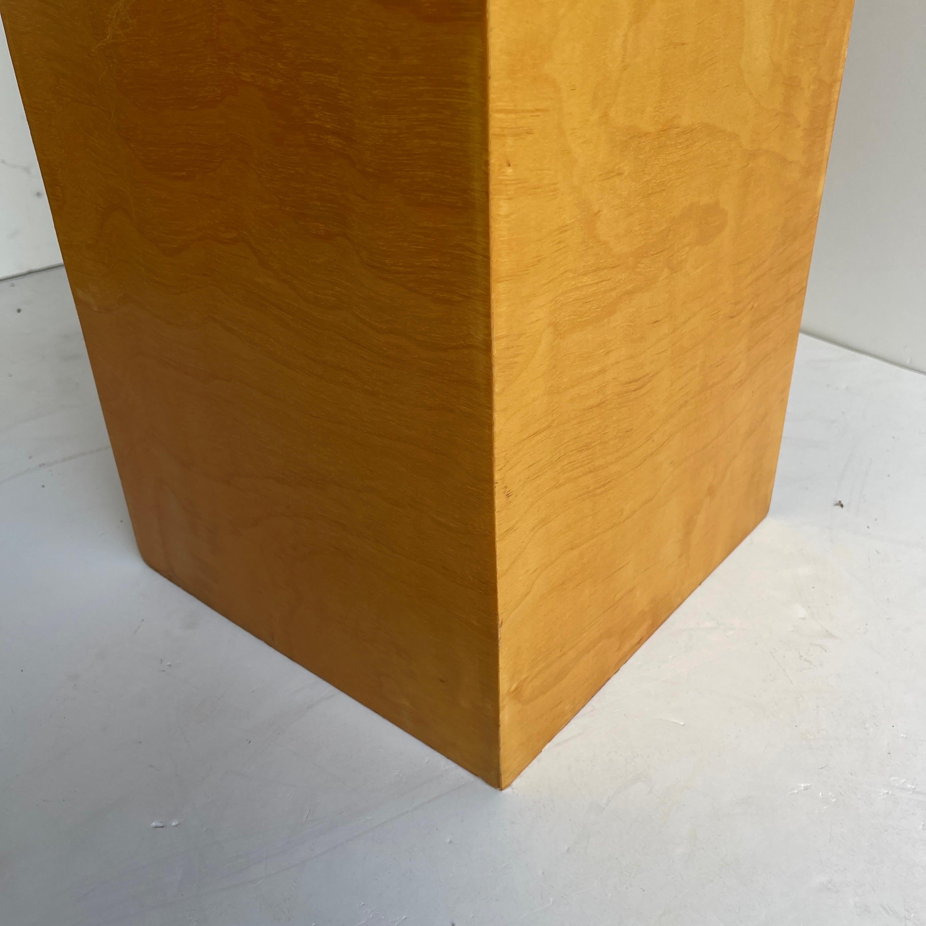 Late 20th Century Light Colored Veneer Wood Pedestal For Sale 13