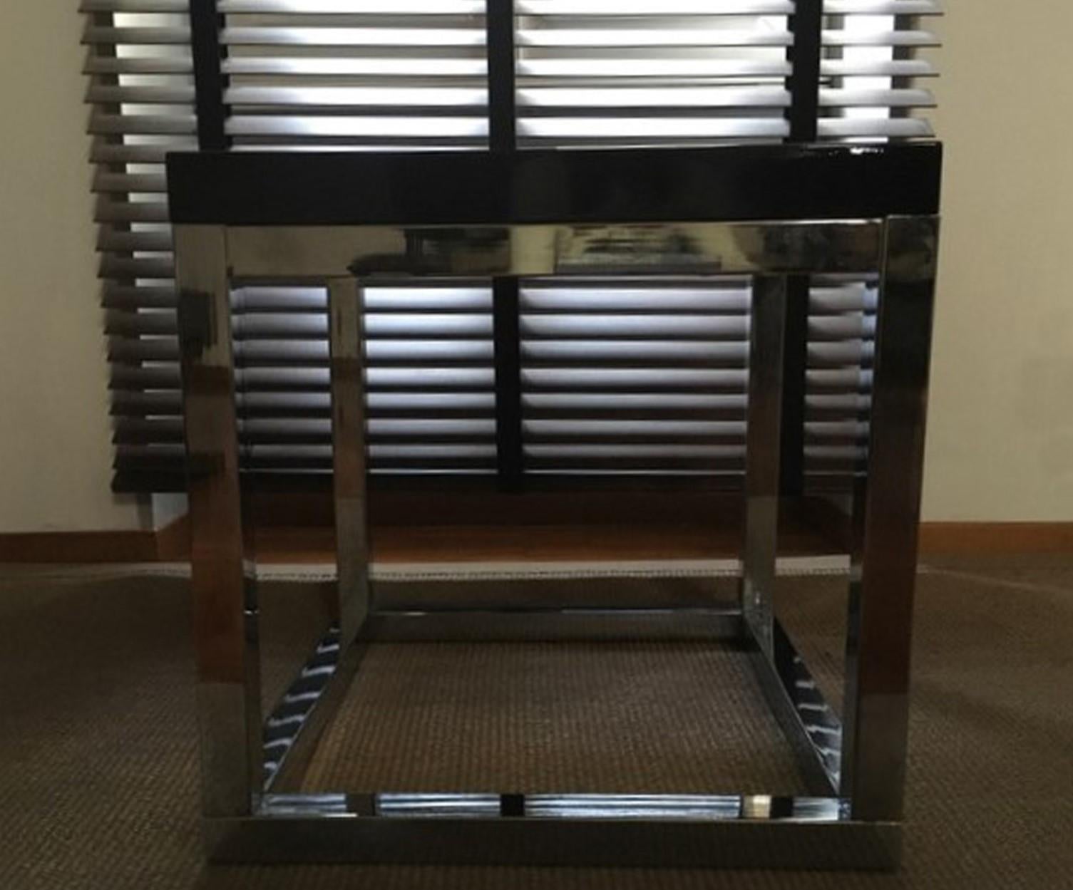 Late 20th Century London Pair Andrew Martin Metal Side Tables In Good Condition For Sale In Brescia, IT