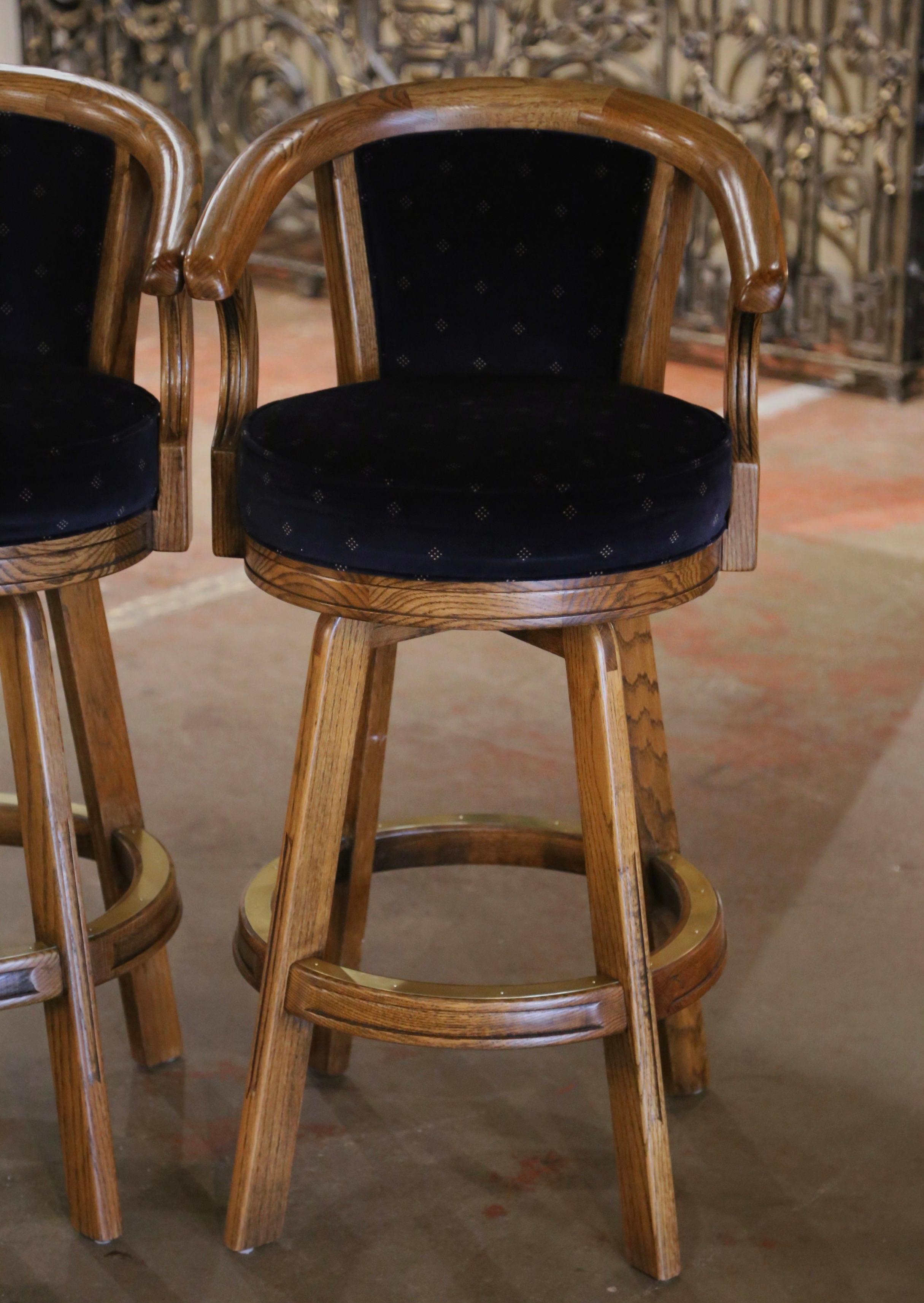 Patiné Fin du 20ème siècle, Louis Philippe, ensemble de quatre tabourets de bar pivotants en Oak français en vente