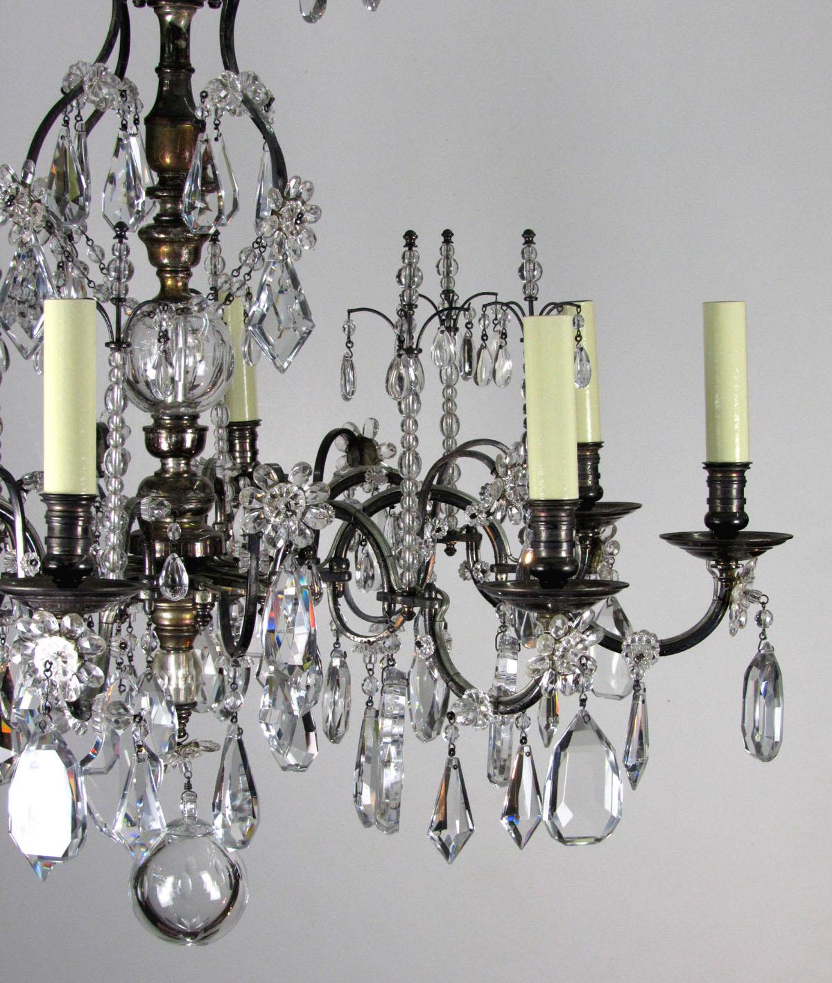 Late 20th Century Louis XV Style Chandelier For Sale 4