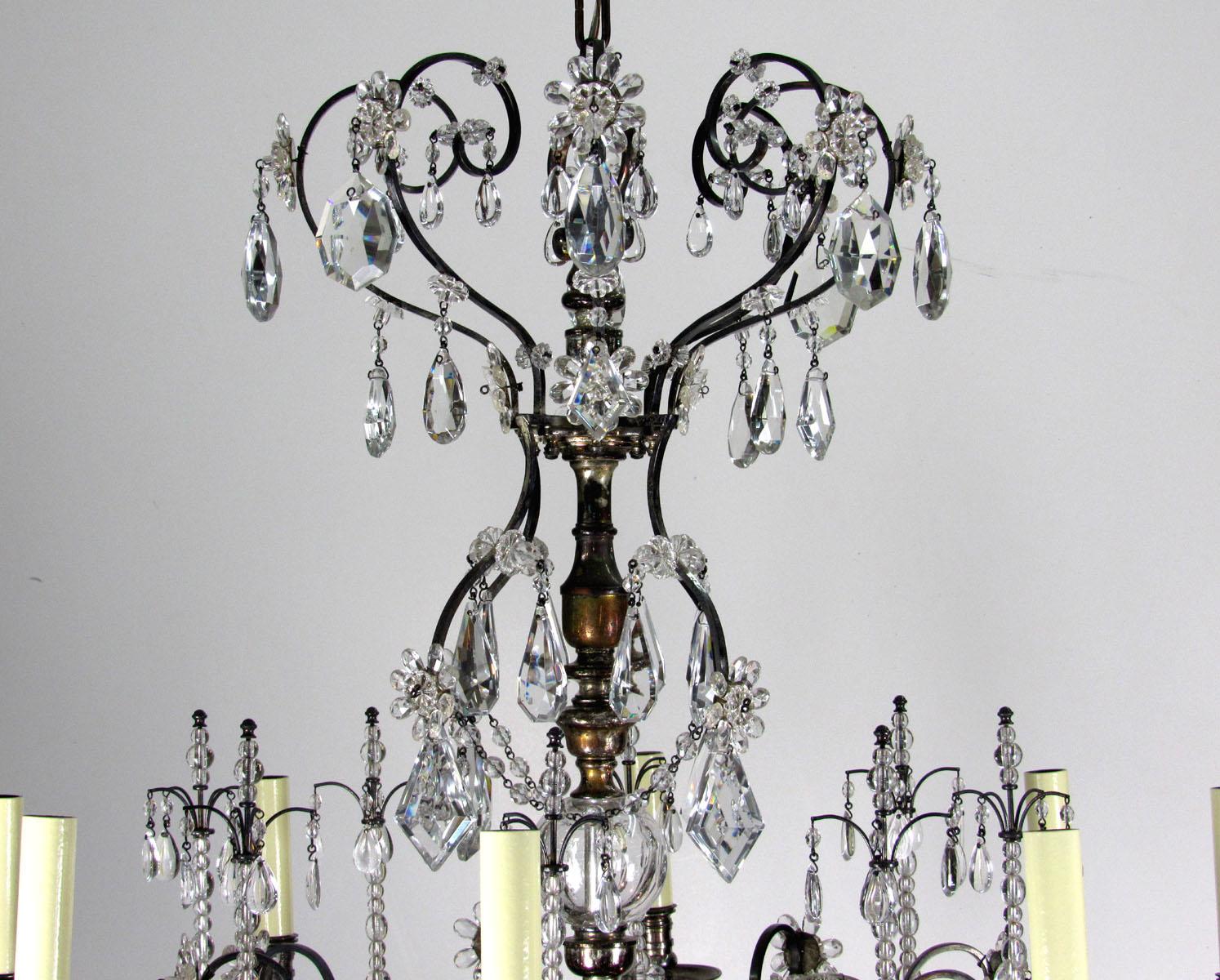 Late 20th Century Louis XV Style Chandelier im Angebot 1