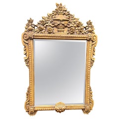 Specchio in legno e composito in stile Luigi XVI della fine del XX secolo