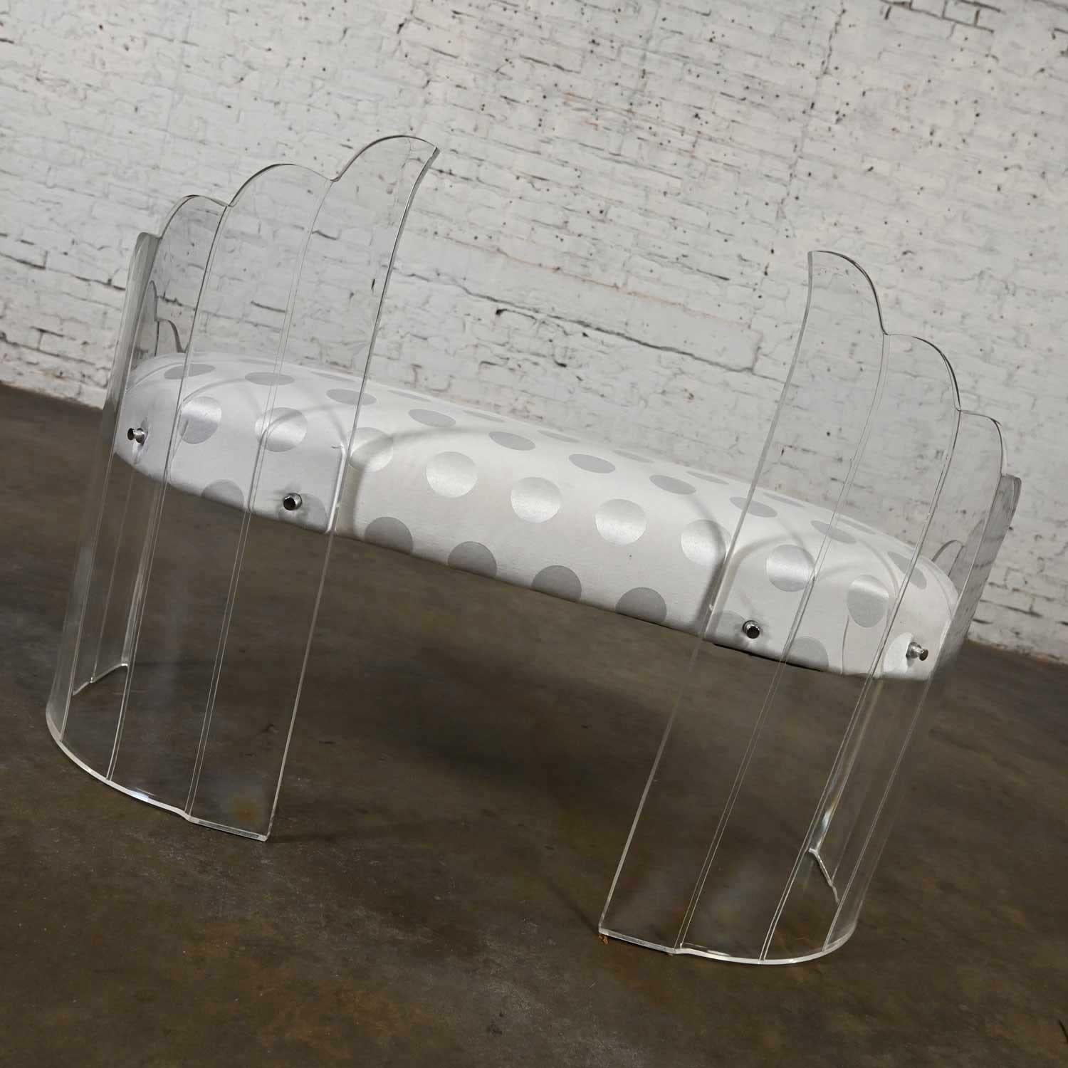 Late 20th Century Lucite Art Deco Hollywood Regency Sculptural Wing Bench For Sale 1