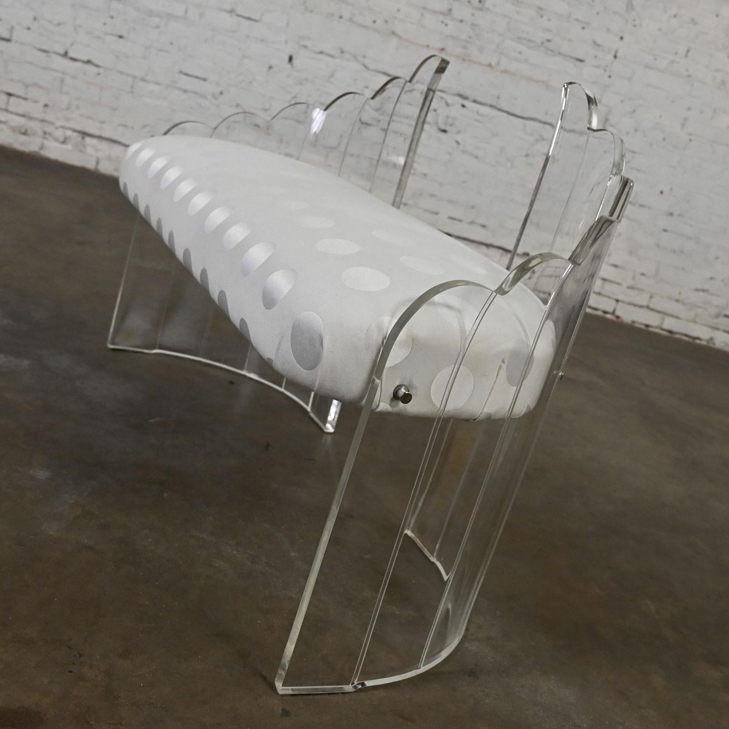 Late 20th Century Lucite Art Deco Hollywood Regency Sculptural Wing Bench For Sale 3