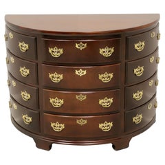 Commode demi-lune MADISON SQUARE en acajou de style Chippendale - B