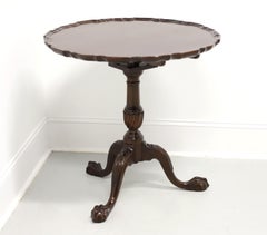 Late 20th Century Mahogany Chippendale Tilt-Top Pie Crust Table
