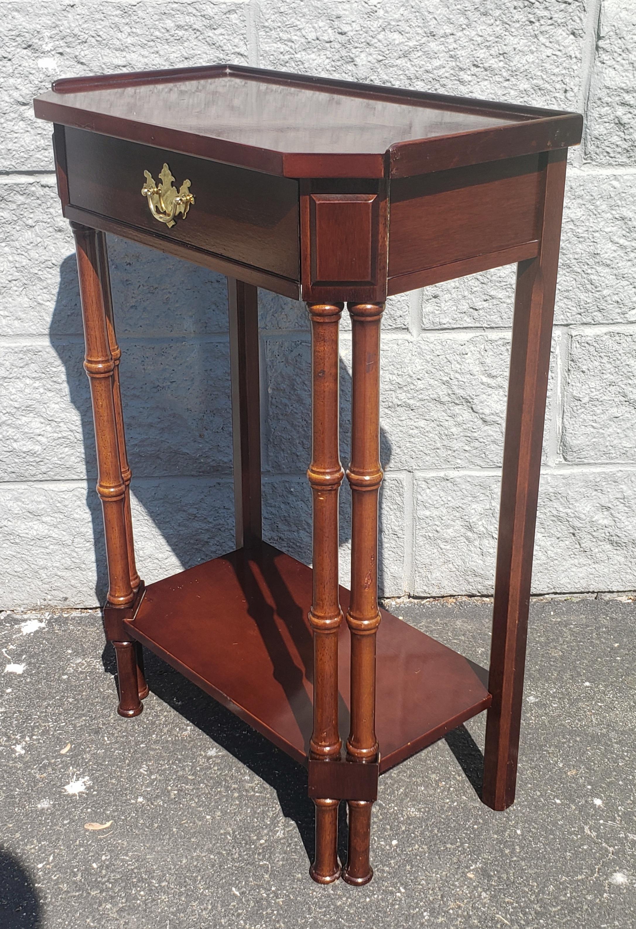 Late 20th Century Mahogany Faux Bamboo Single Drawer Side Table In Good Condition For Sale In Germantown, MD