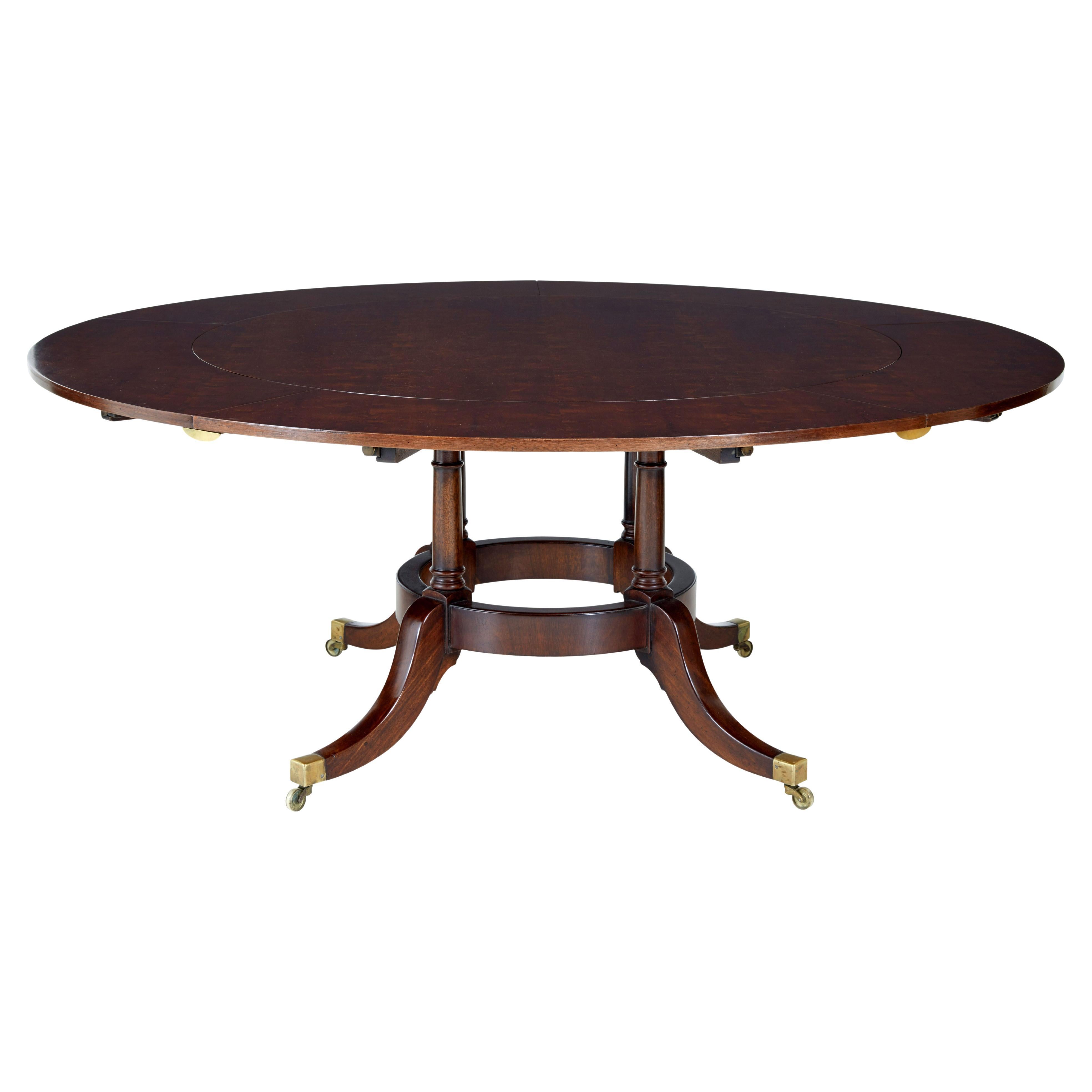 Late 20th Century Mahogany Jupe Dining Table with Leaf Cabinet