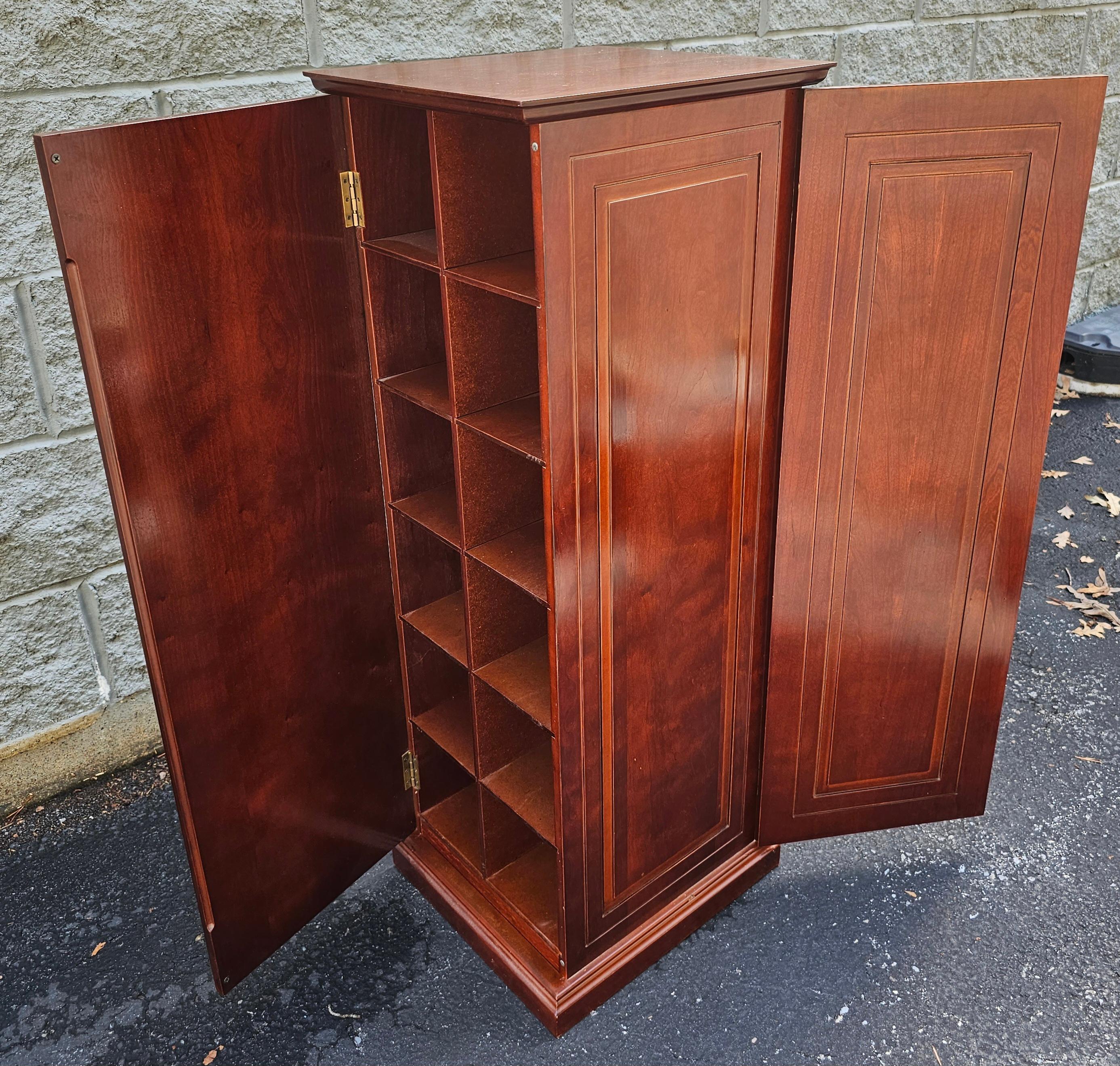 Late 20th Century Mahogany Pedestal Column Cabinets, A pair For Sale 2