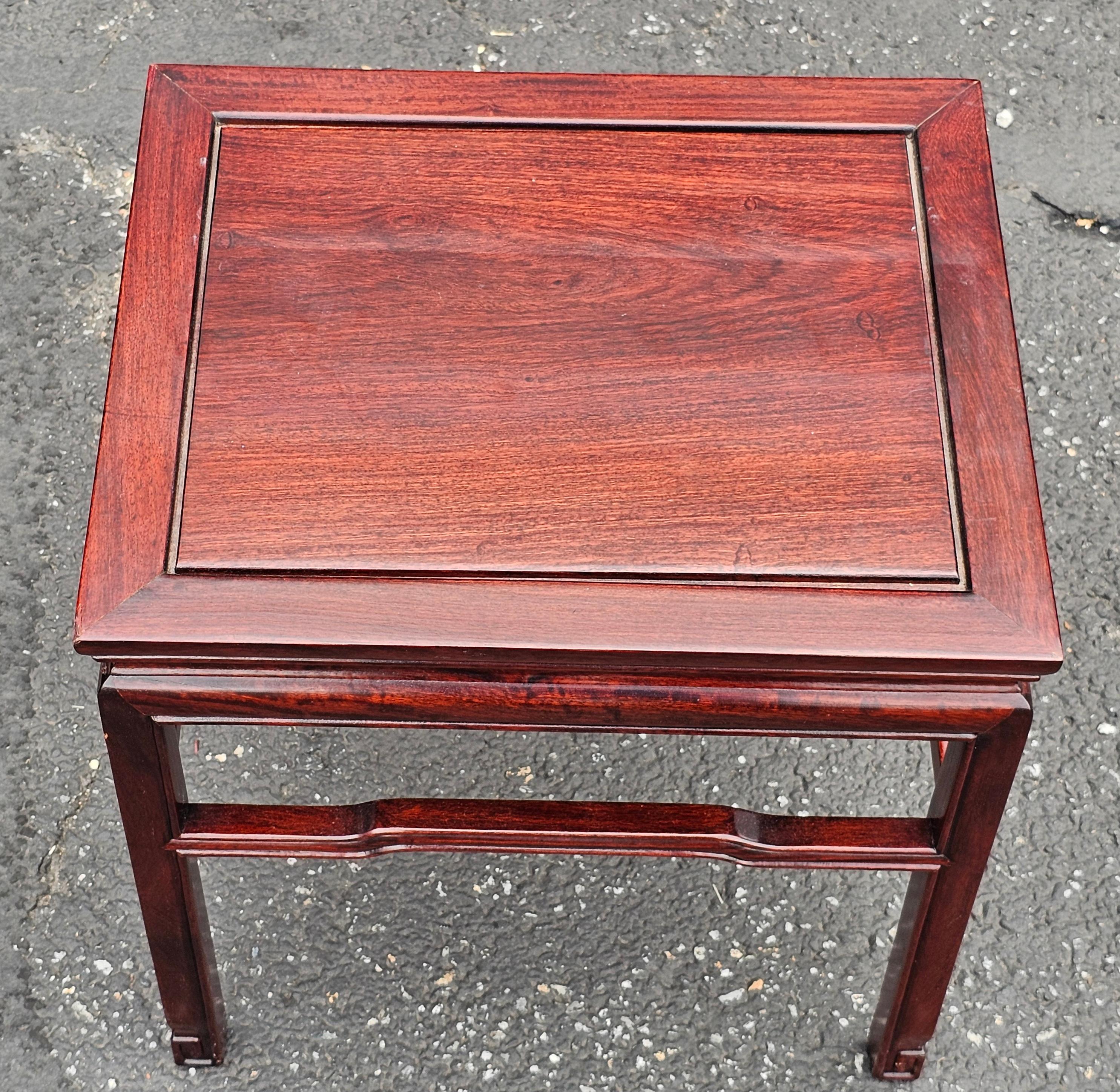 Late 20th Century Ming Style Asian Rosewood Side Table In Good Condition For Sale In Germantown, MD