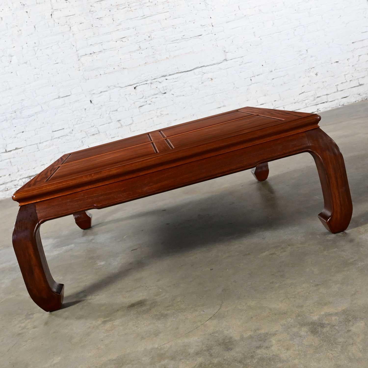 Late 20th Century Ming Style Solid Rosewood Square Coffee Table w/ Chow Legs In Good Condition For Sale In Topeka, KS