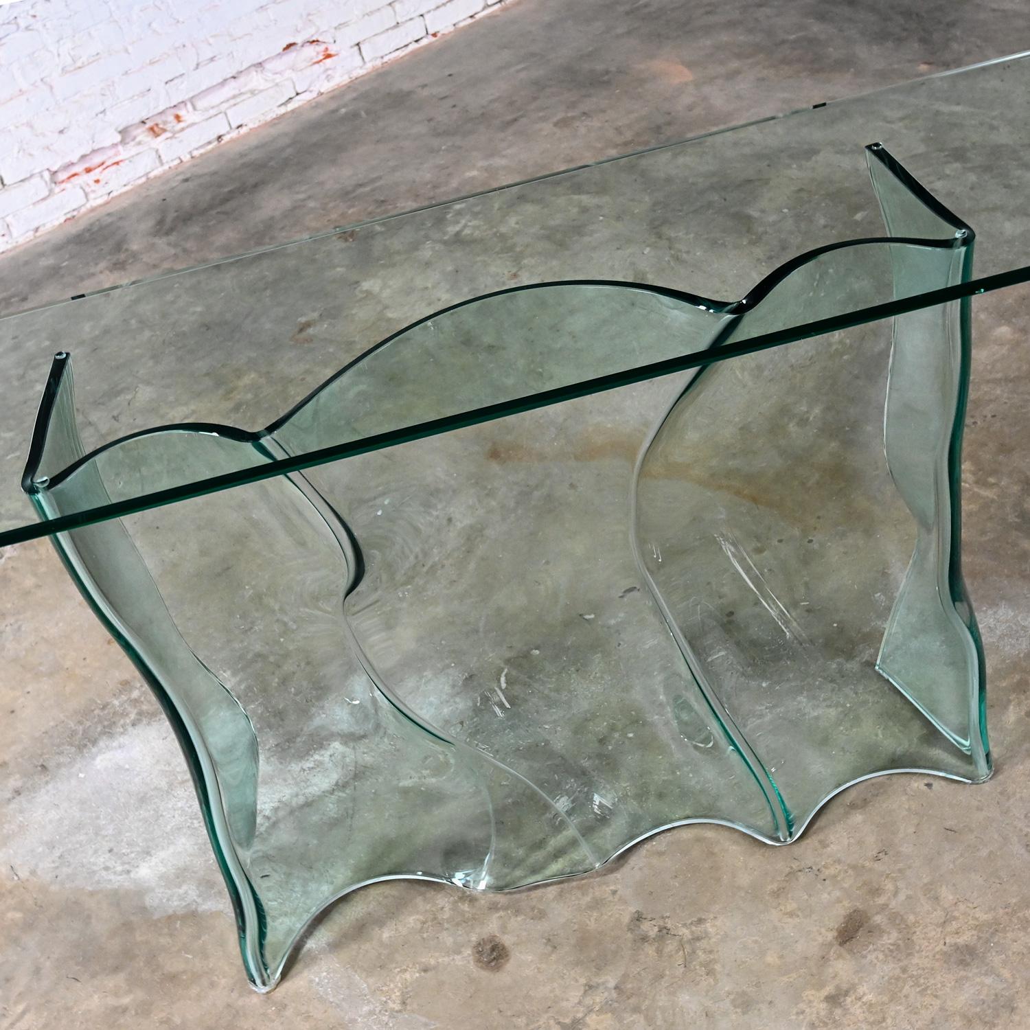 Late 20th Century Modern All Glass Sculptural Sofa Console Table Undulating Base For Sale 8