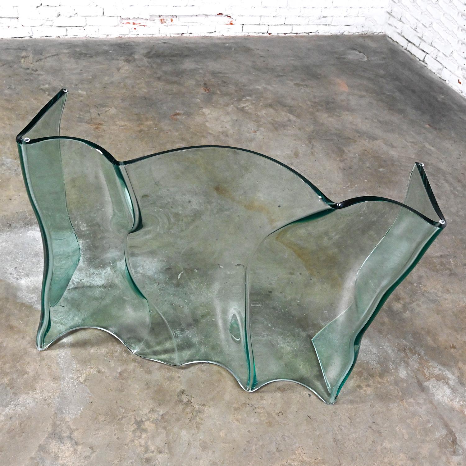 Late 20th Century Modern All Glass Sculptural Sofa Console Table Undulating Base For Sale 9