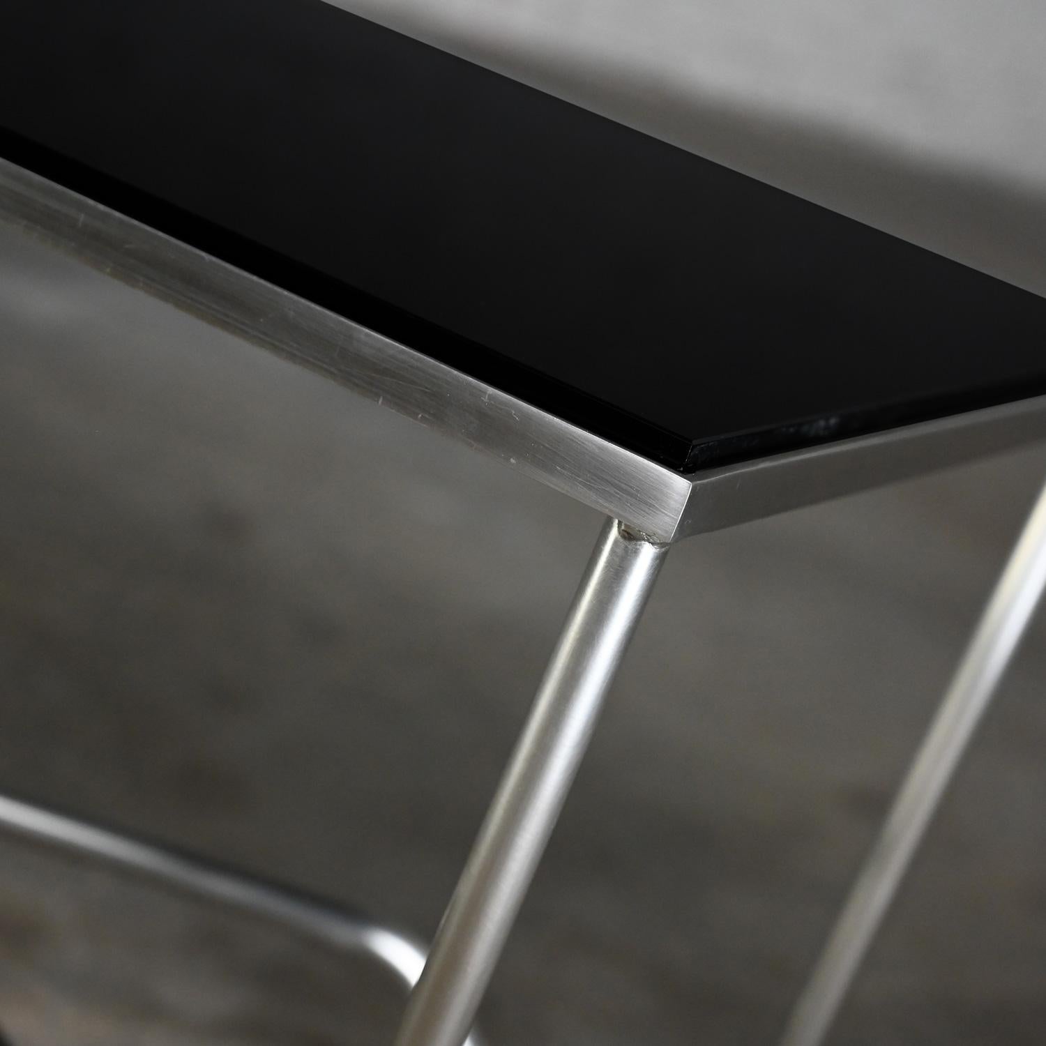 Late 20th Century Modern Brushed Steel Tube Coffee Table Removeable Black Glass  For Sale 5