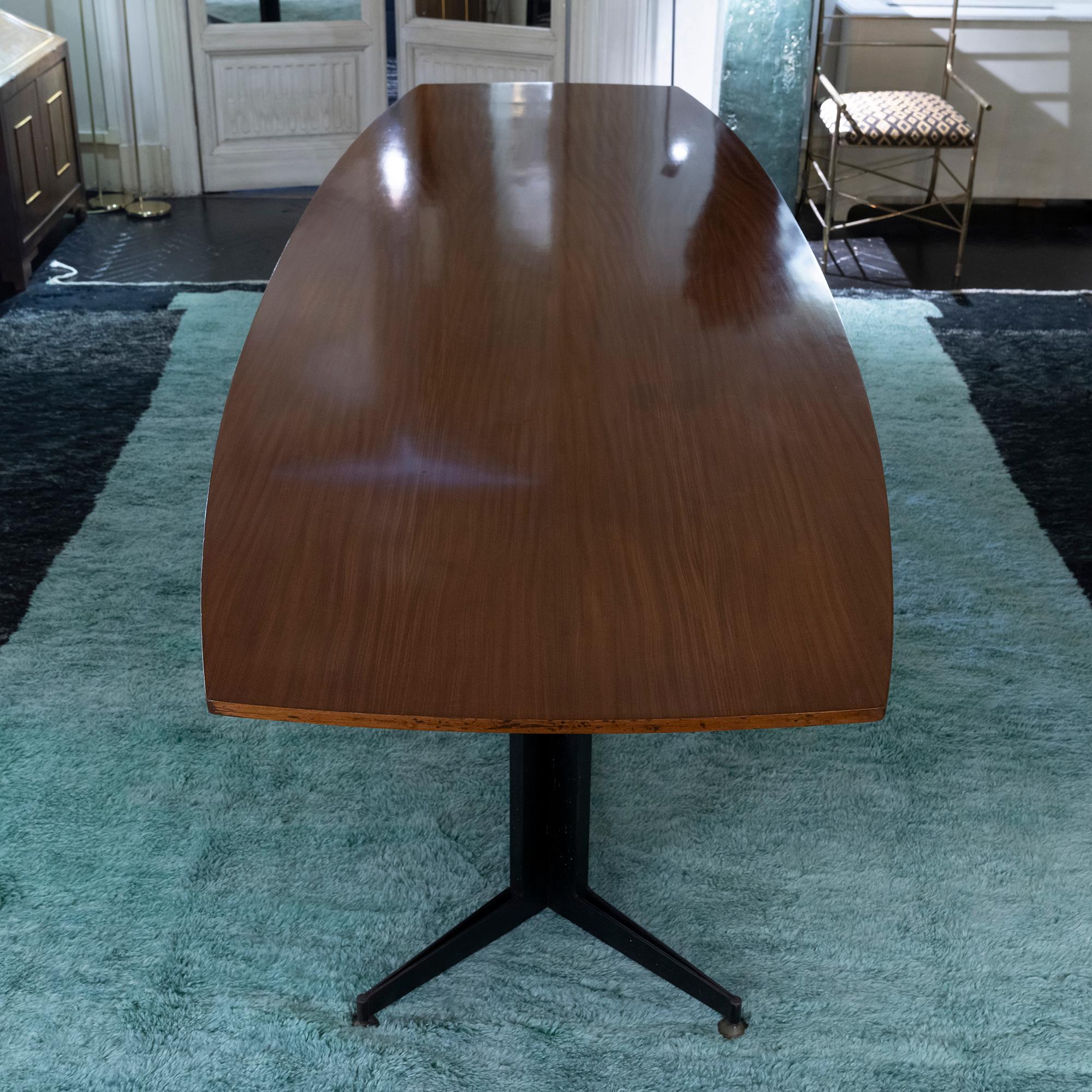 Italian Late 20th Century Modern Conference / Dining Table Solid Walnut and Steel Base For Sale
