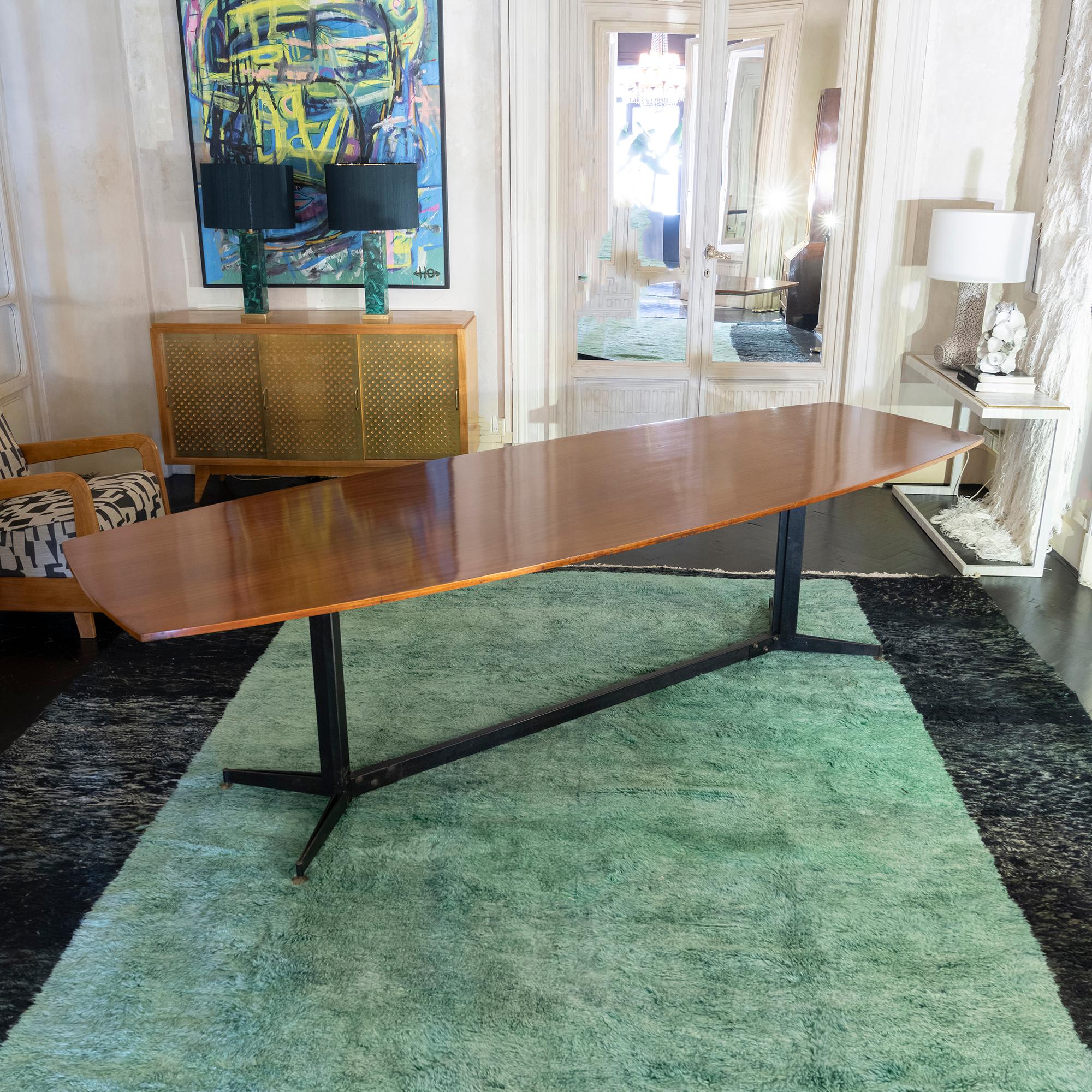 Late 20th Century Modern Conference / Dining Table Solid Walnut and Steel Base For Sale 1