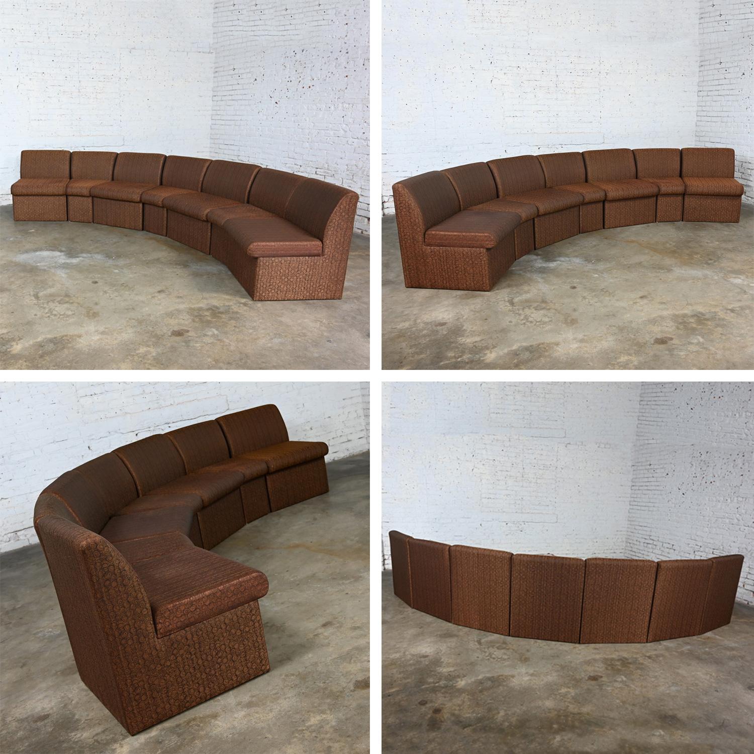 Late 20th Century Modern Global Upholstery Company Brown 7 Piece Sectional Sofa For Sale 12