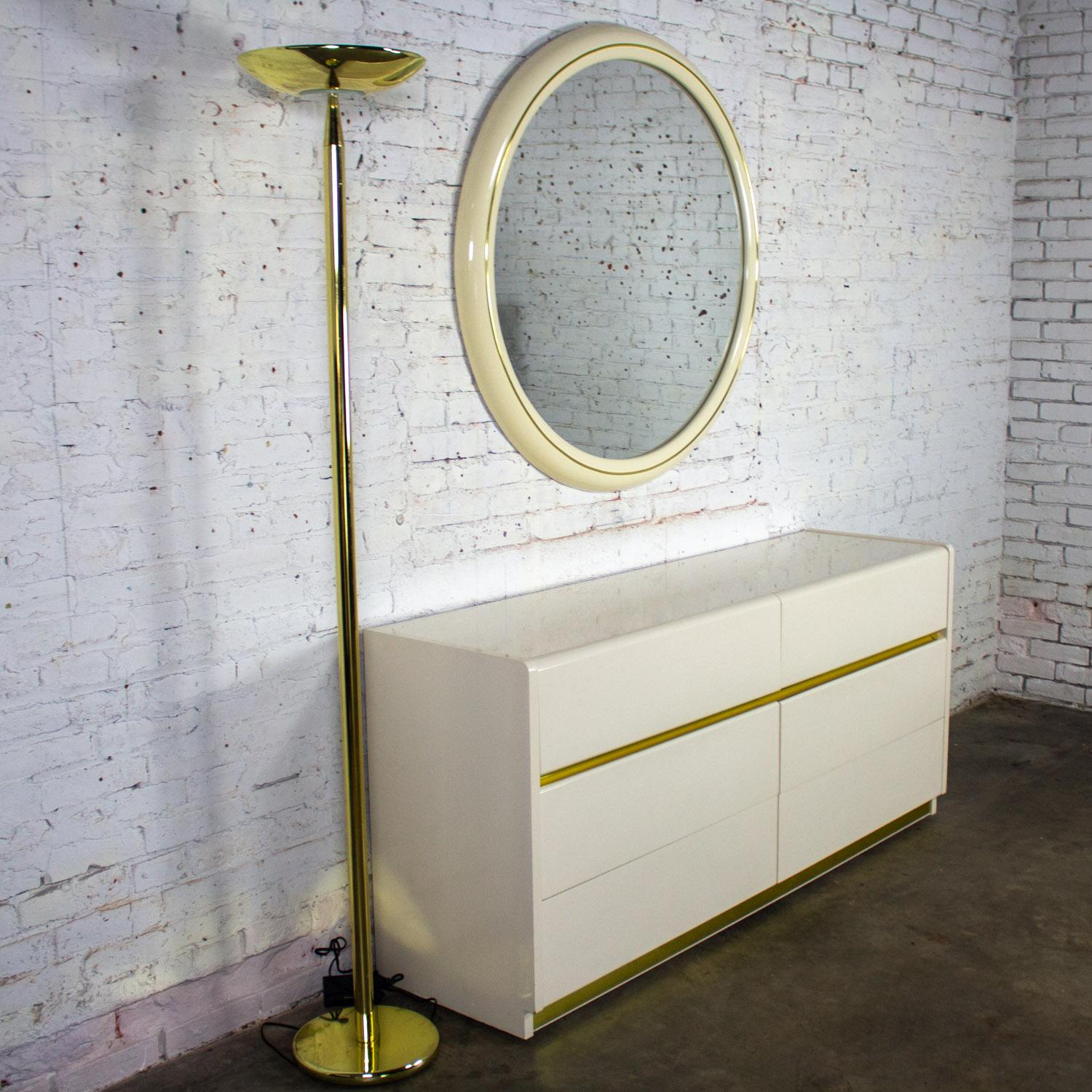 Lampadaire torchère en laiton de la fin du XXe siècle, moderne à postmoderne en vente 9