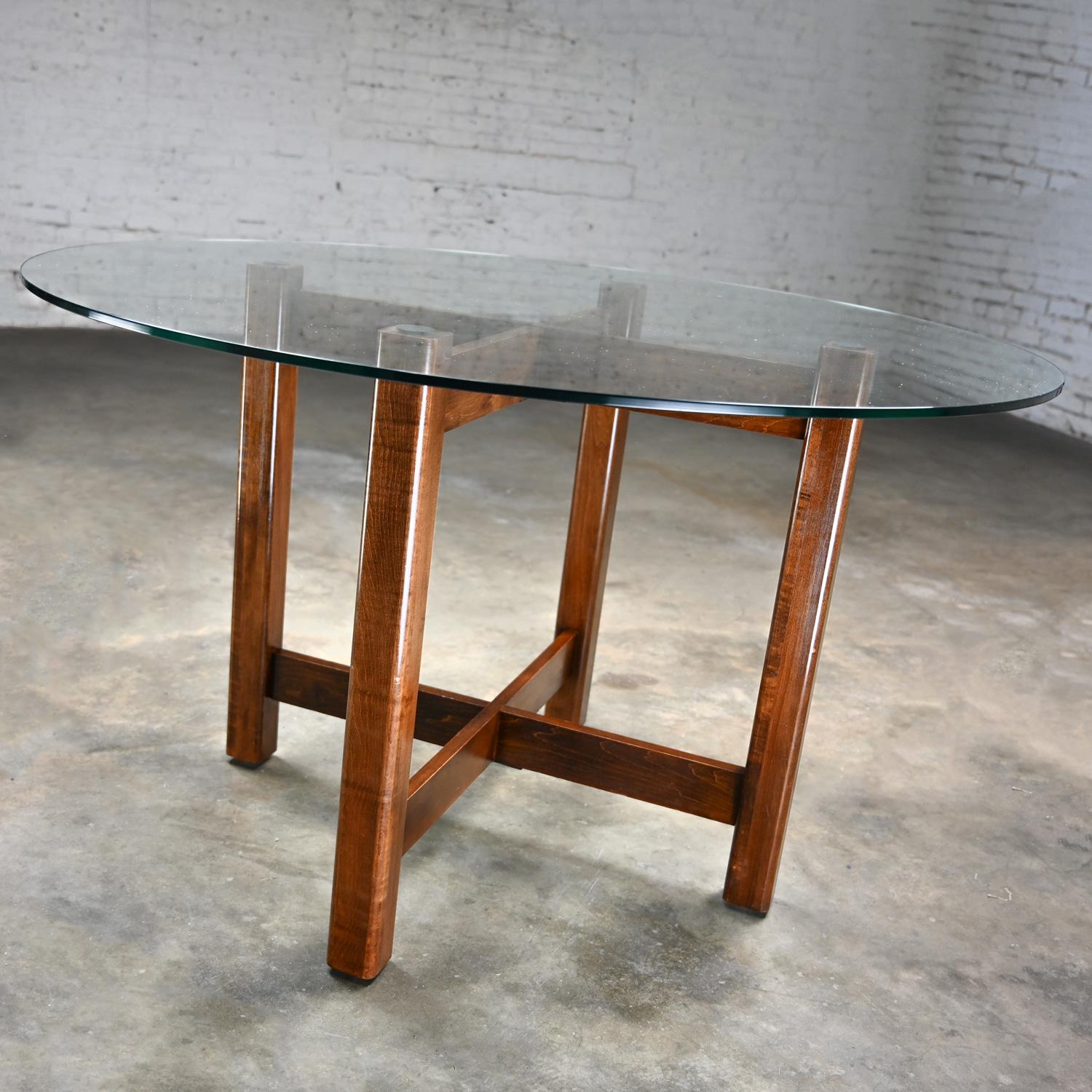Unknown Late 20th Century Modern Walnut X-Base Dining Room Table Round Tempered Glass  For Sale