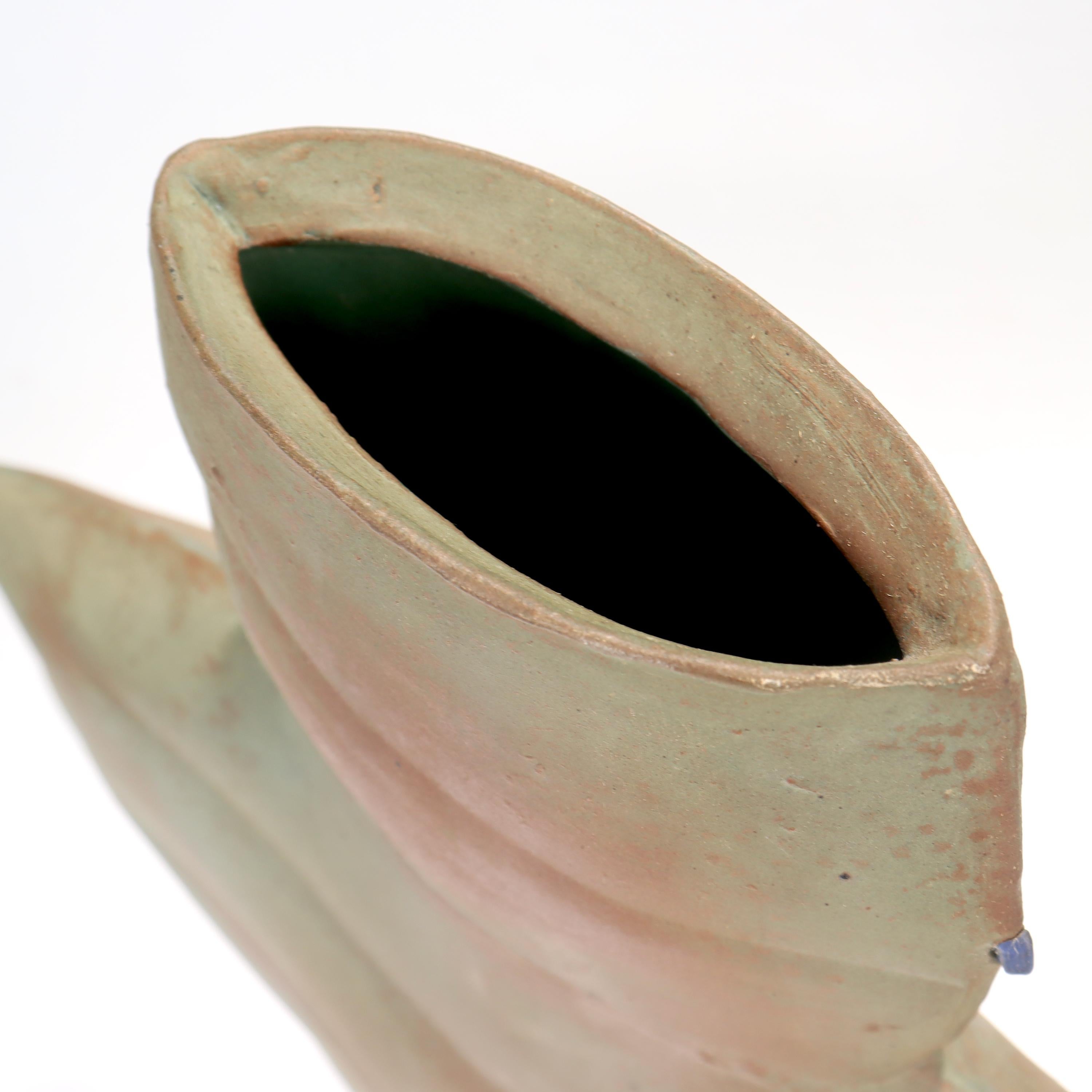 Vase en poterie moderniste de l'école de Memphis de la fin du XXe siècle en vente 4