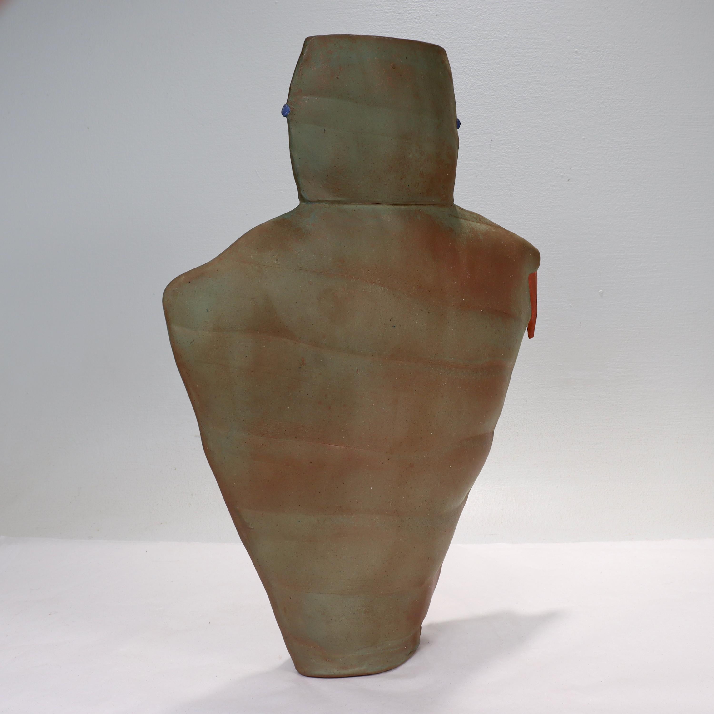 A very fine, large modern studio pottery vase. 

In an abstract form that vaguely resembles an arrowhead.

From a Philadelphia estate in which several other estate pieces were linked to the Clay Studio in Philadelphia, Pennsylvania.

Simply a