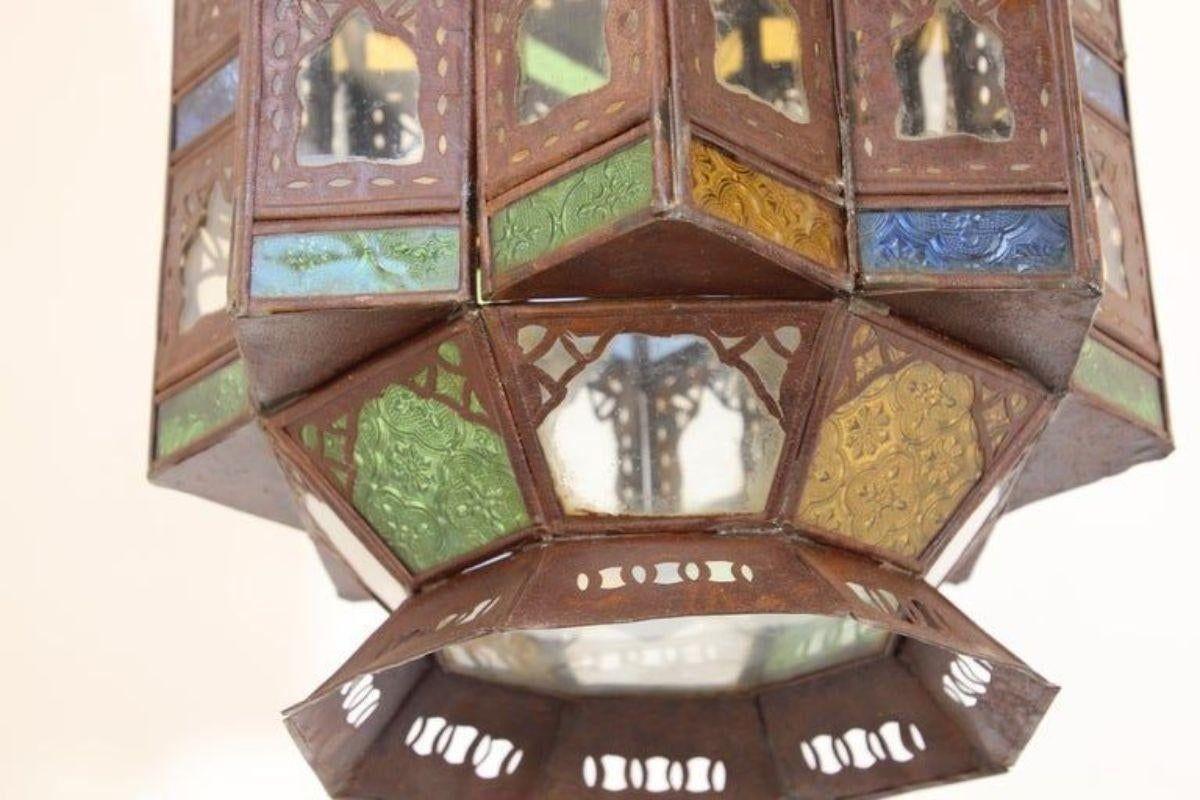Farol marroquí morisco de cristal colgante de finales del siglo XX en venta 3