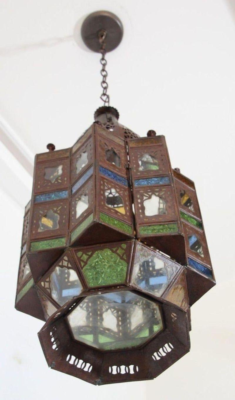 Farol marroquí morisco de cristal colgante de finales del siglo XX en venta 2