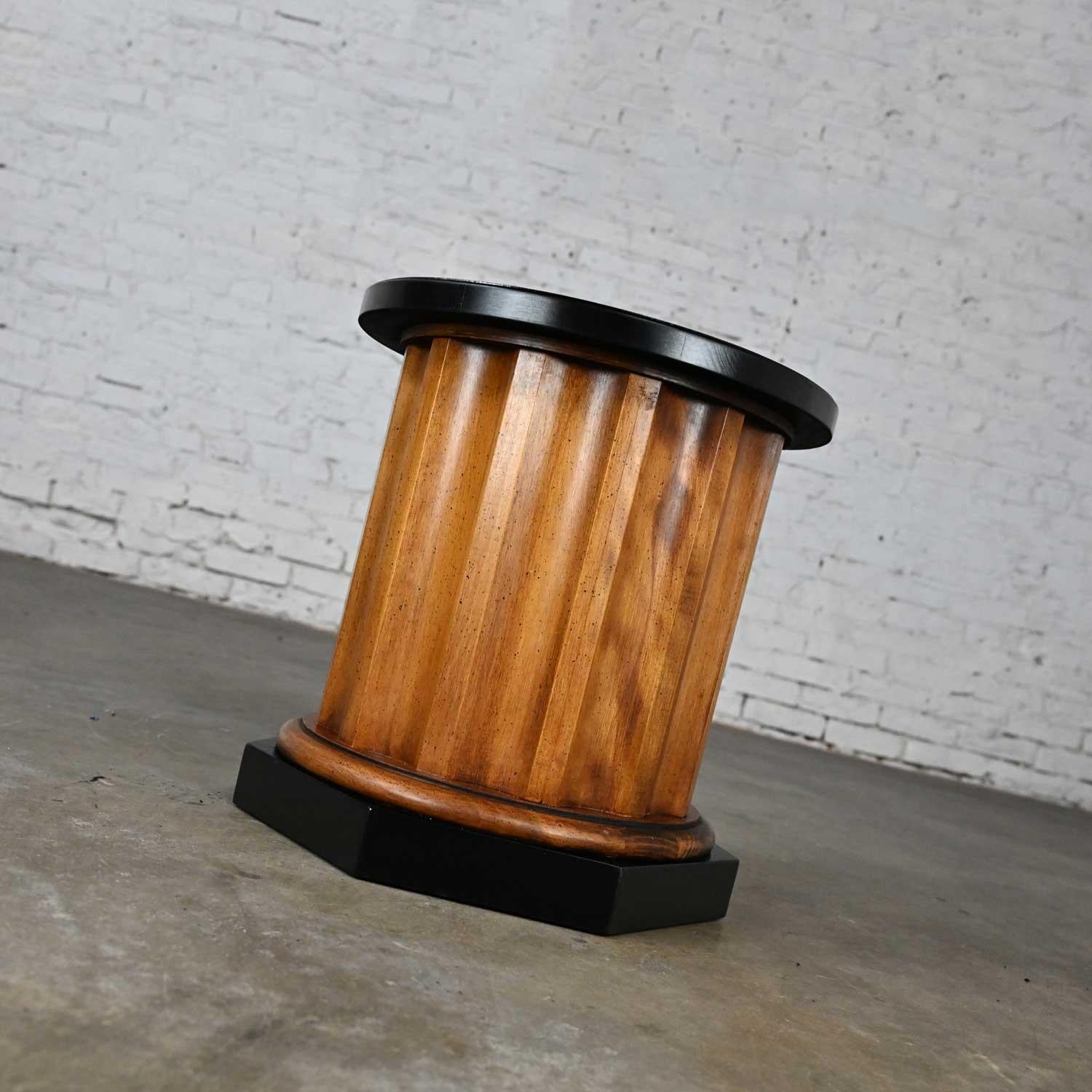 Neoclassical Revival Late 20th Century Neoclassic Revival Walnut Toned Wood & Black Column End Table For Sale