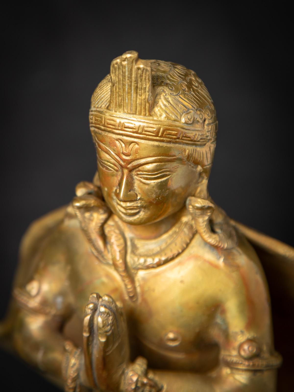 Birman Statue de Garuda en bronze népalais de la fin du XXe siècle en vente