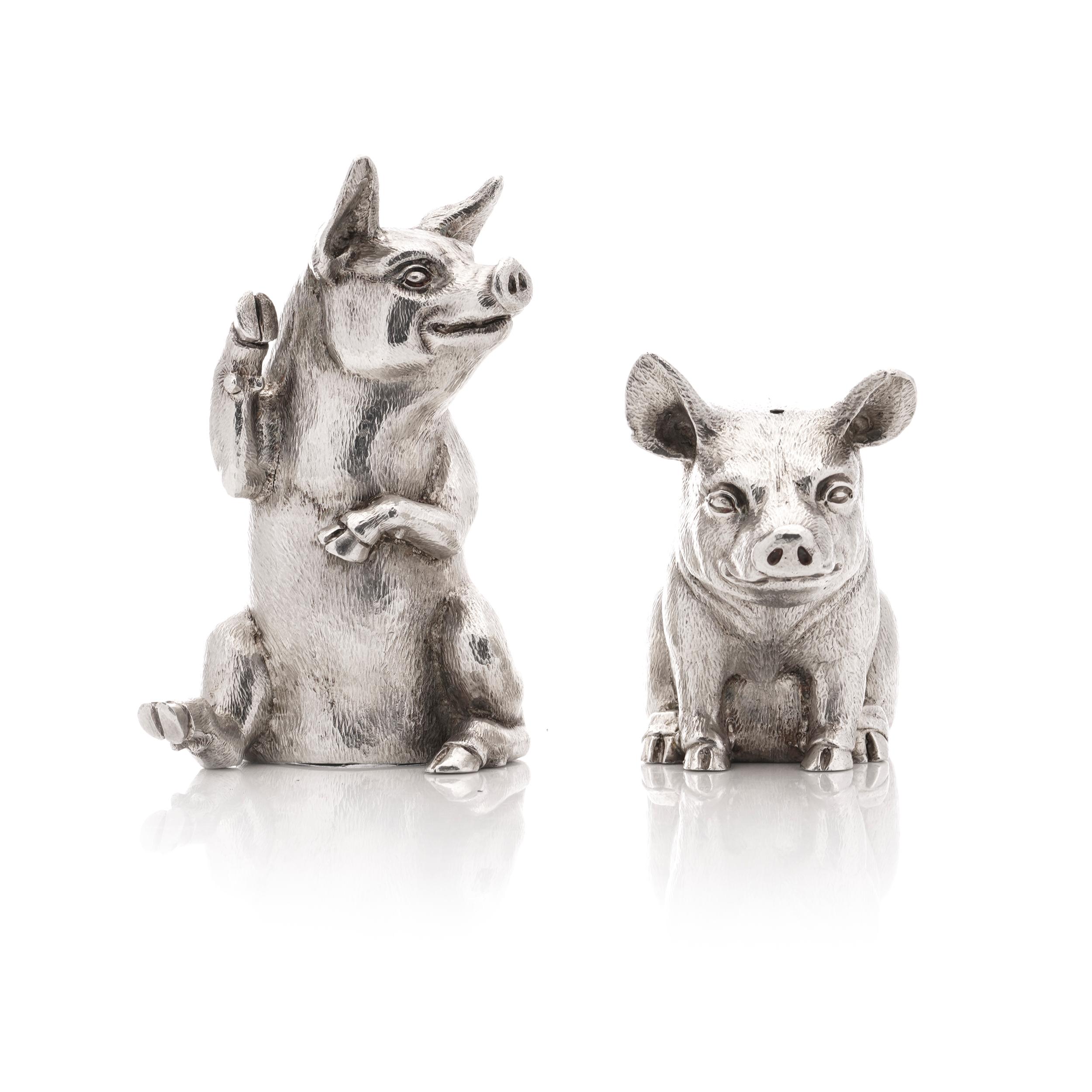 Late 20th Century Late 20th century Novelty solid silver pair of salt and pepper shakers  For Sale