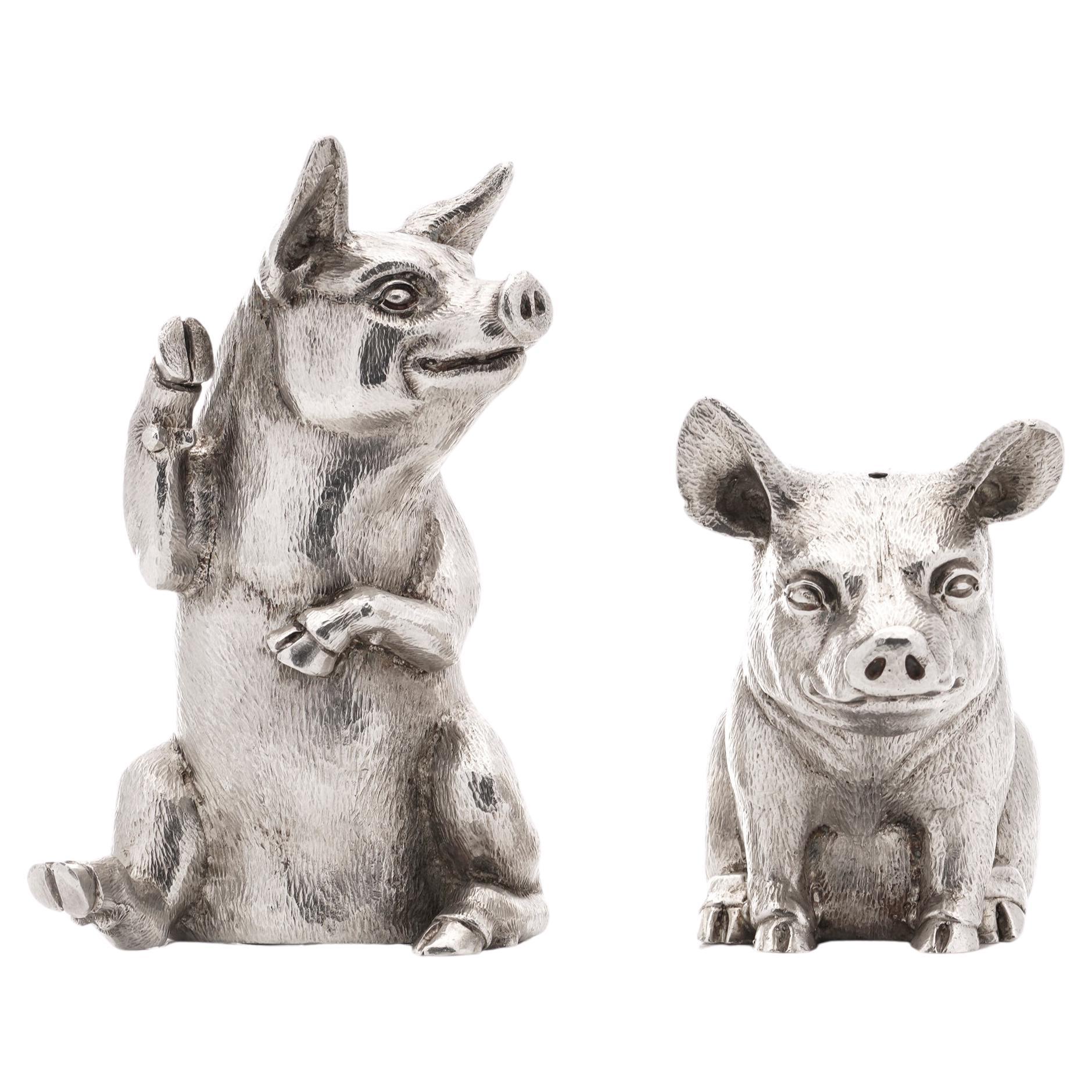 Late 20th century Novelty solid silver pair of salt and pepper shakers  For Sale