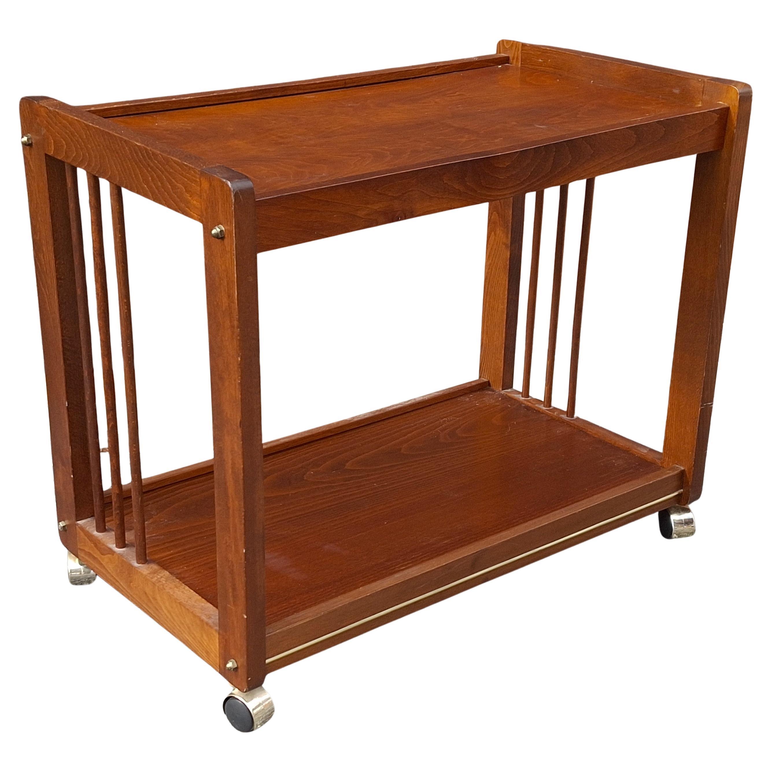 Late 20th Century Americam Classical Oak Tiered Rolling Bar Cart For Sale