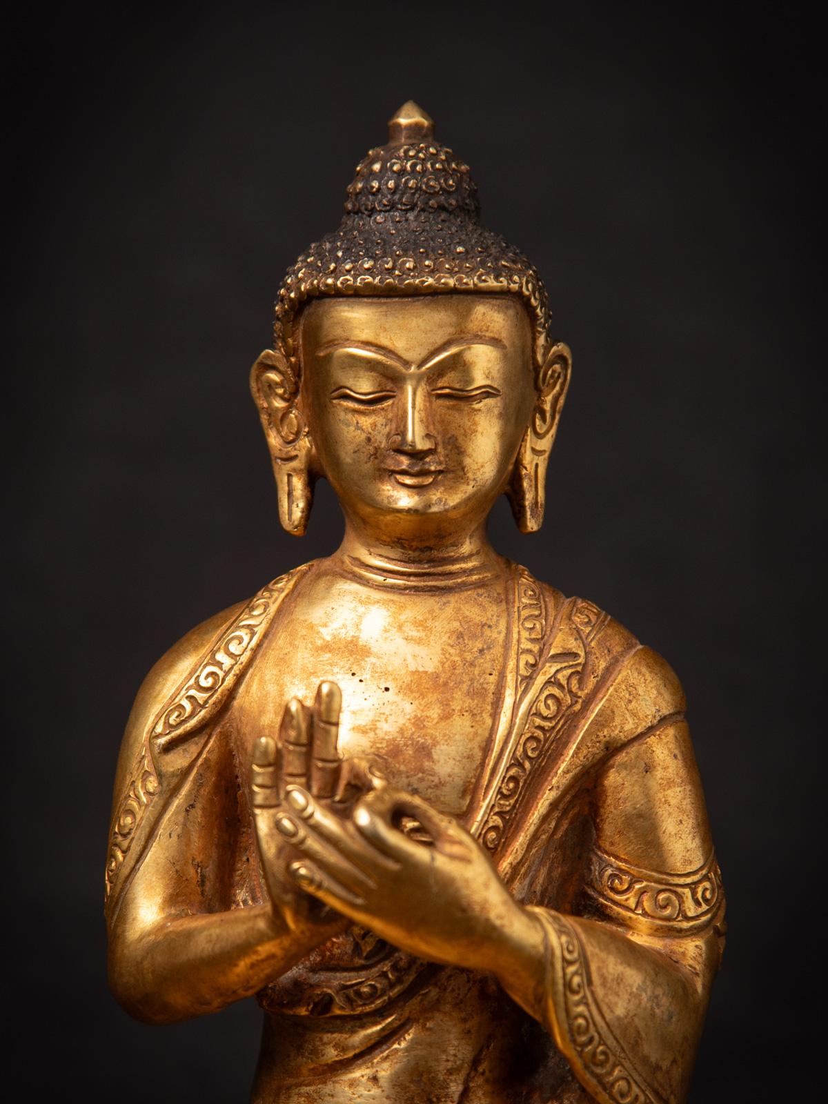20ième siècle Fin du 20e siècle Statue de Bouddha népalais en bronze ancien du Népal en vente