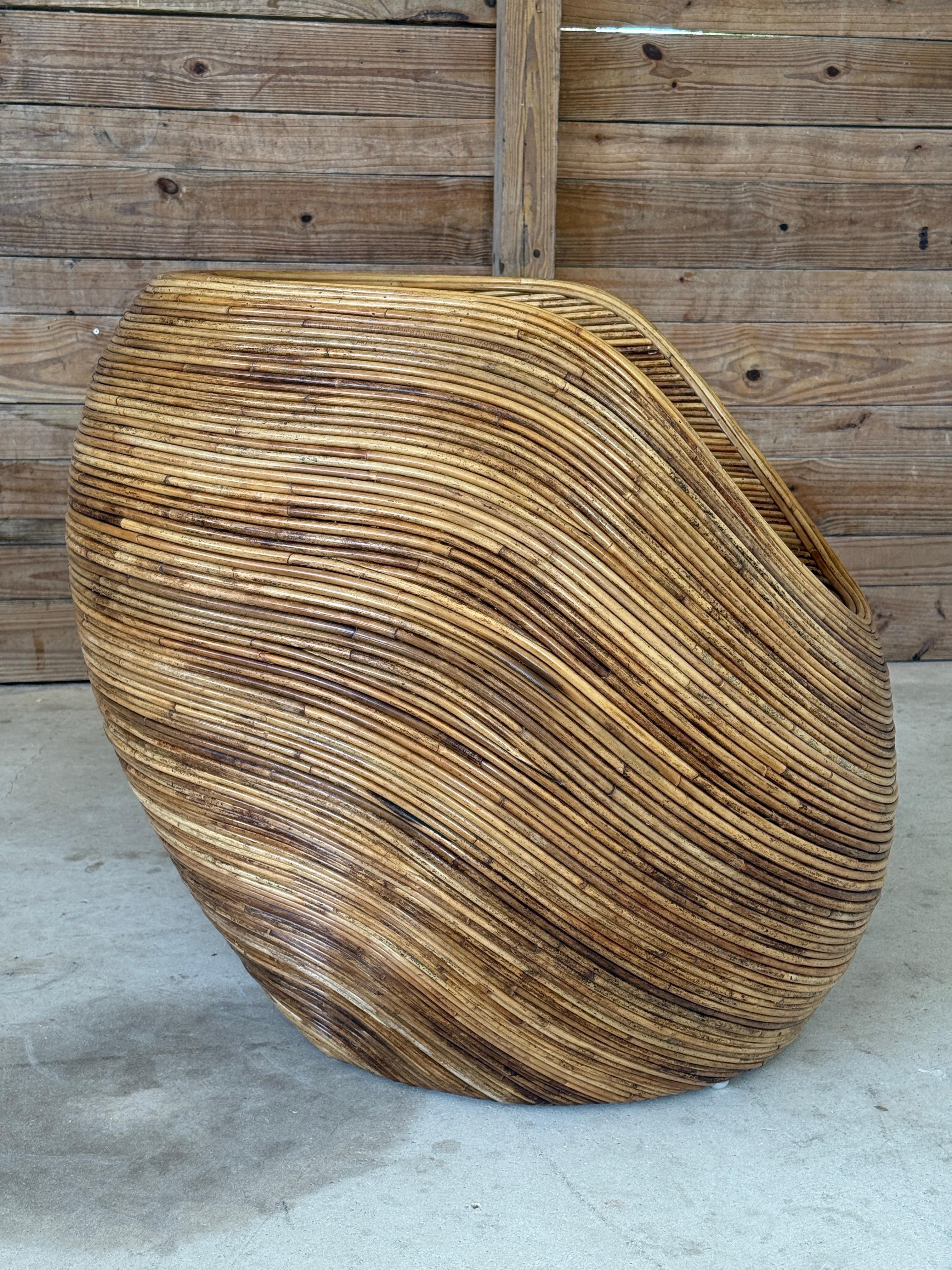 Späte 20. Jahrhundert Bio Modern Bleistift Rattan Egg Pod Wanne Stuhl (Organische Moderne) im Angebot